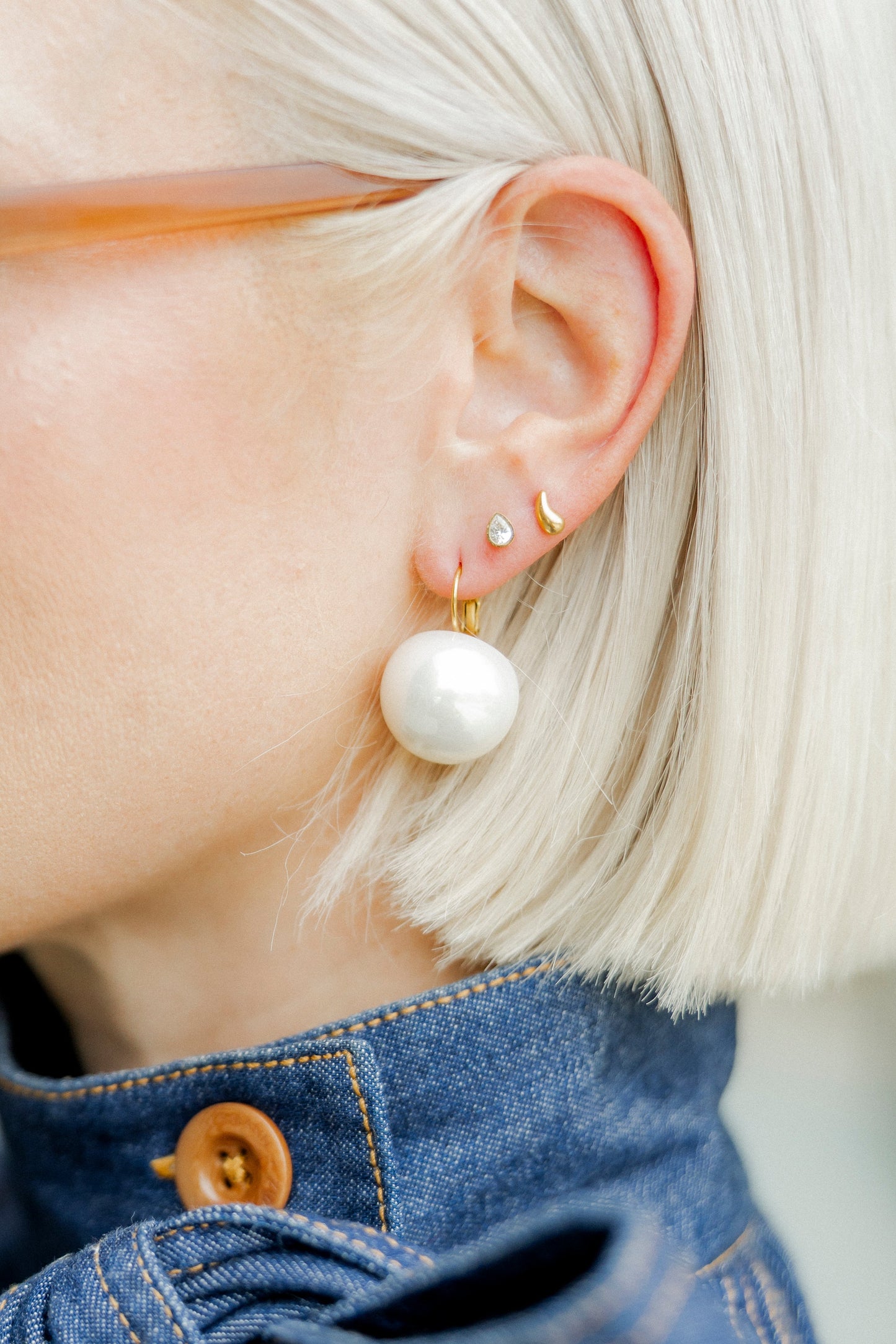 Oversized Pearl Earring