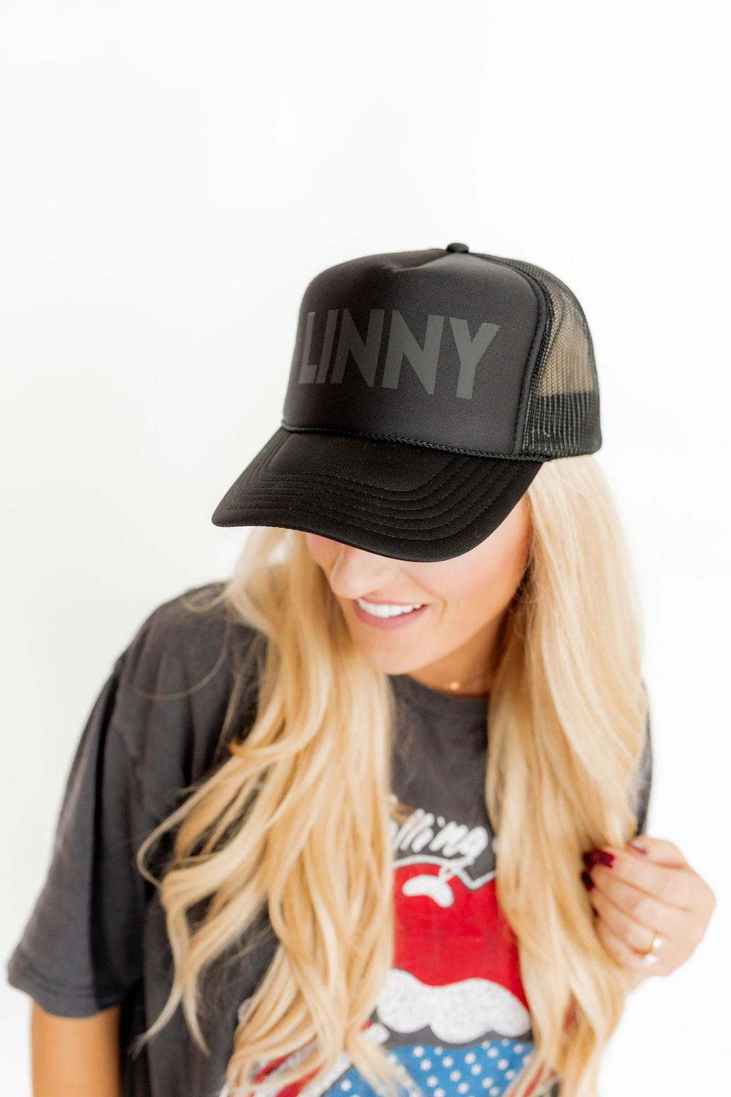 LINNY CO Black Trucker