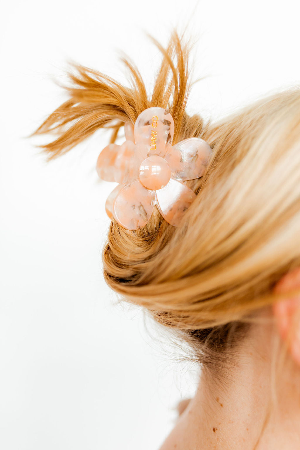 Gigi - Pearlized Peach