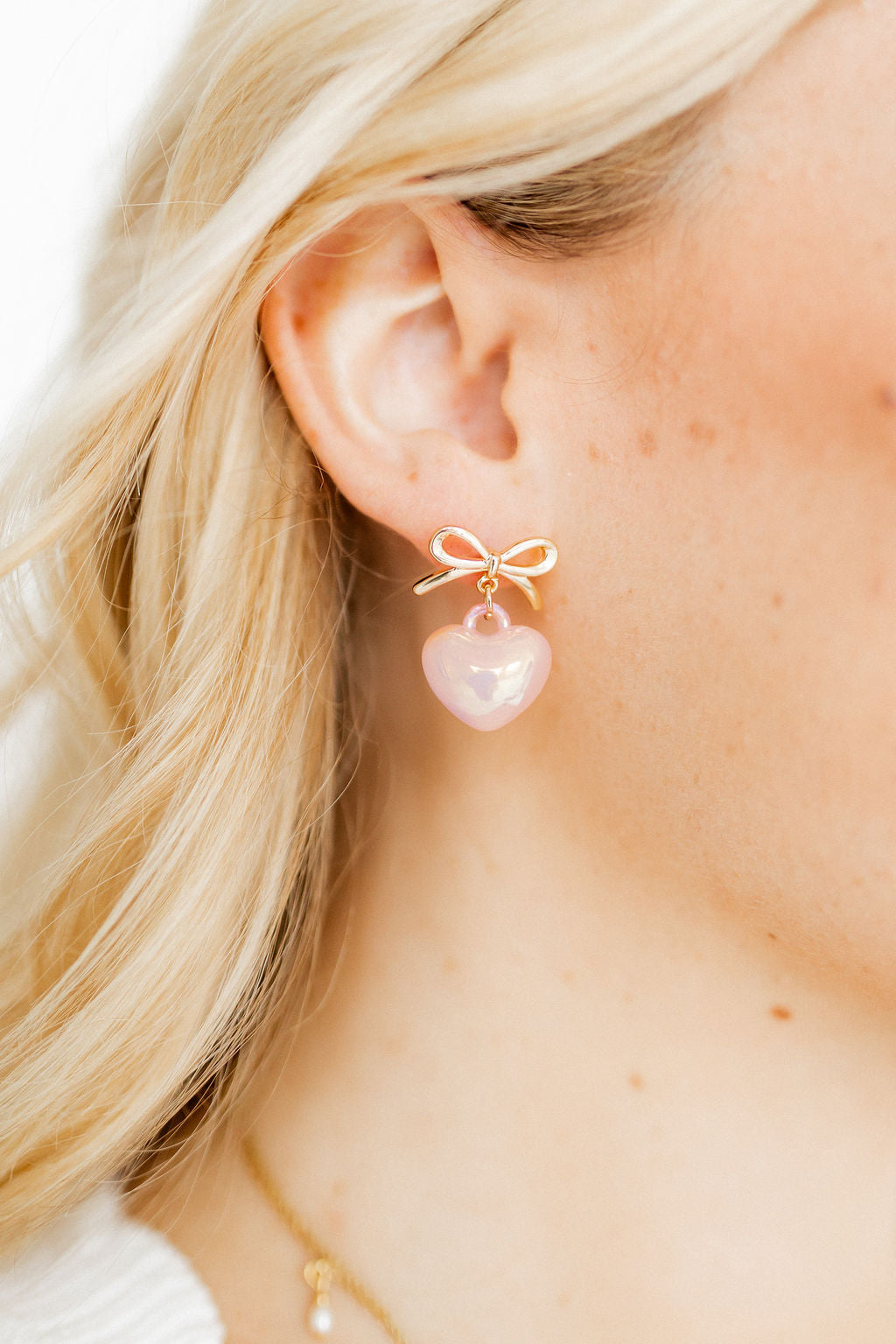 Ruthie Bow and Heart Earring - Pink