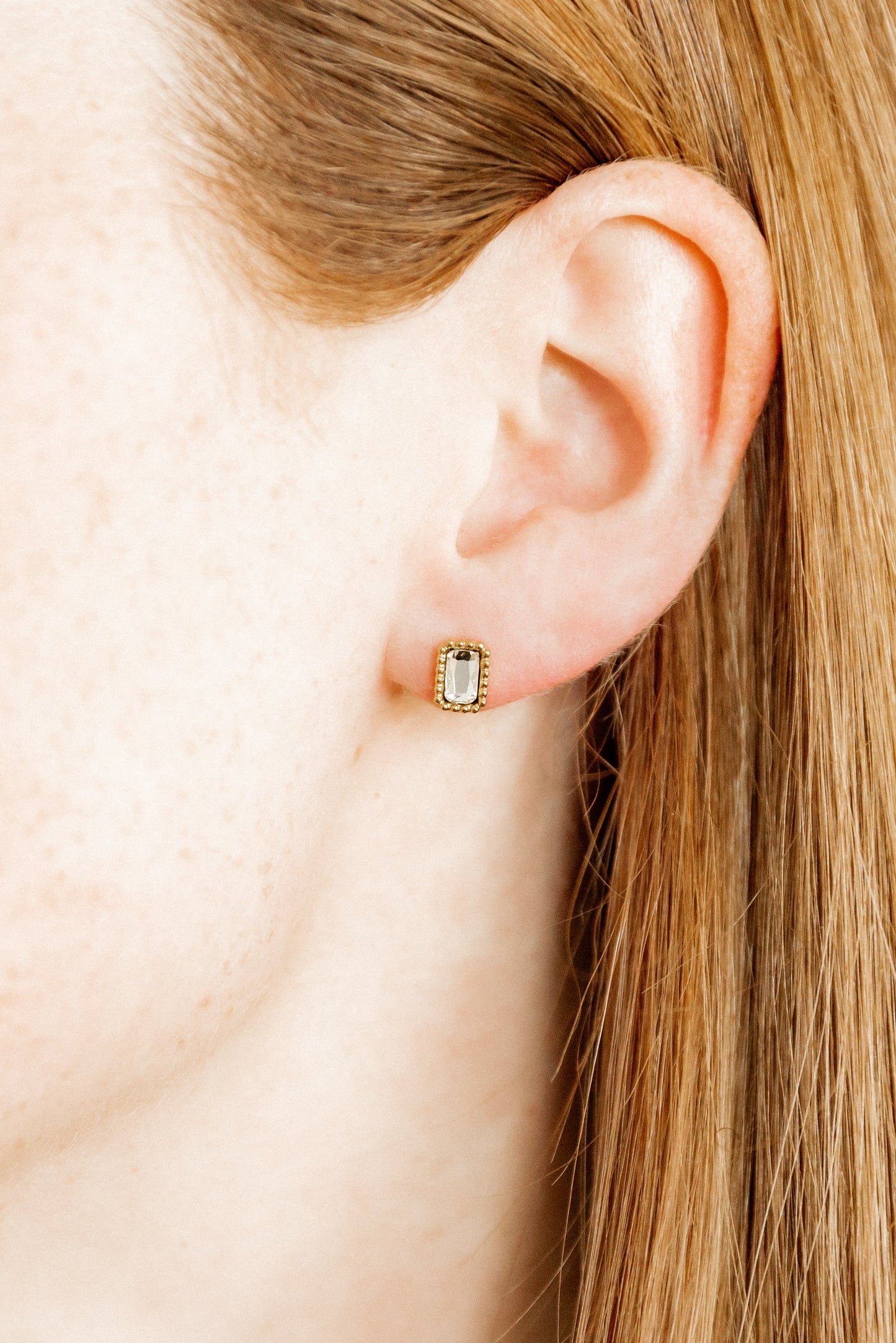 Screwback Stud Earrings - Madison Gold Clear