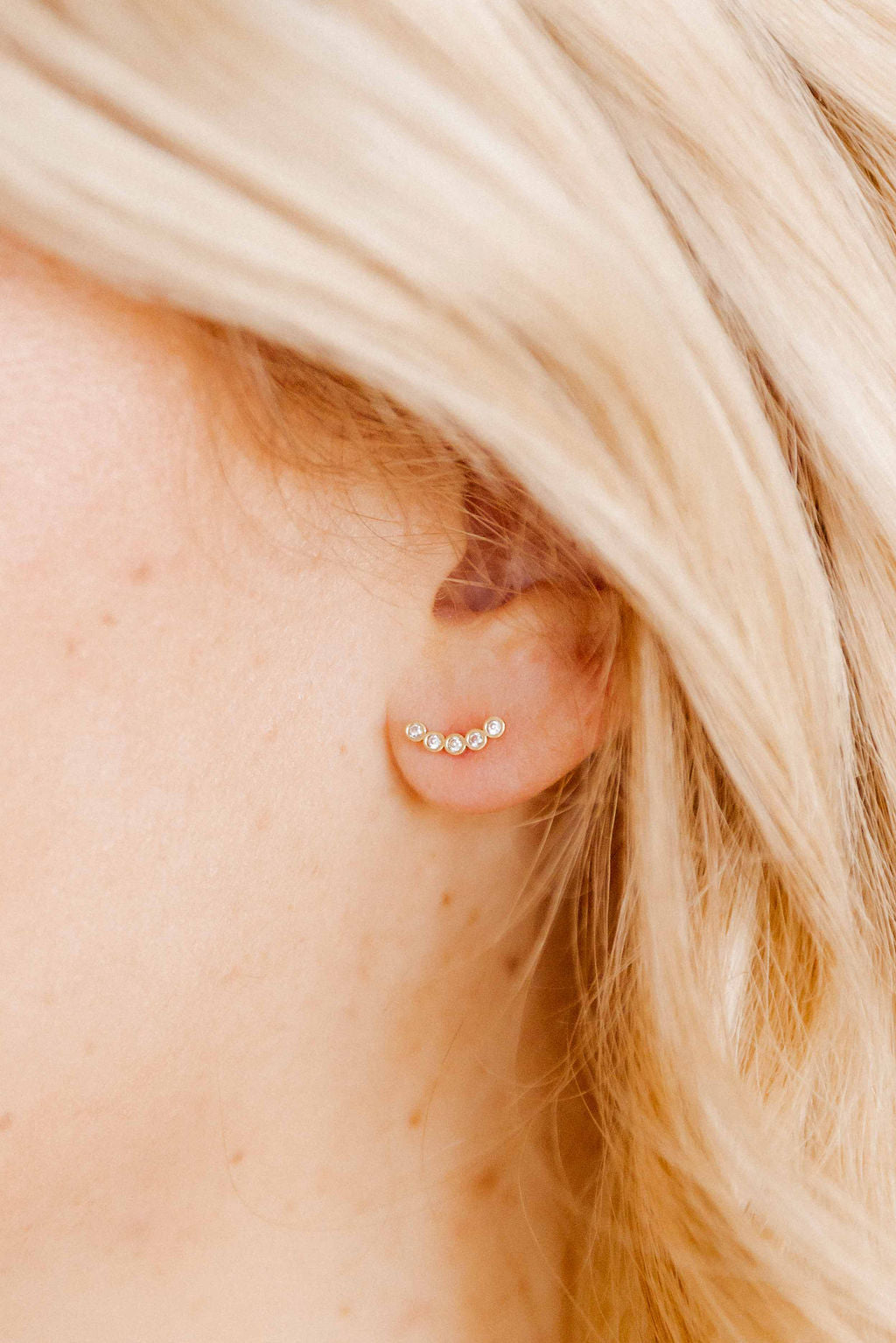 Screwback Stud Earrings - Abigail Sparkle