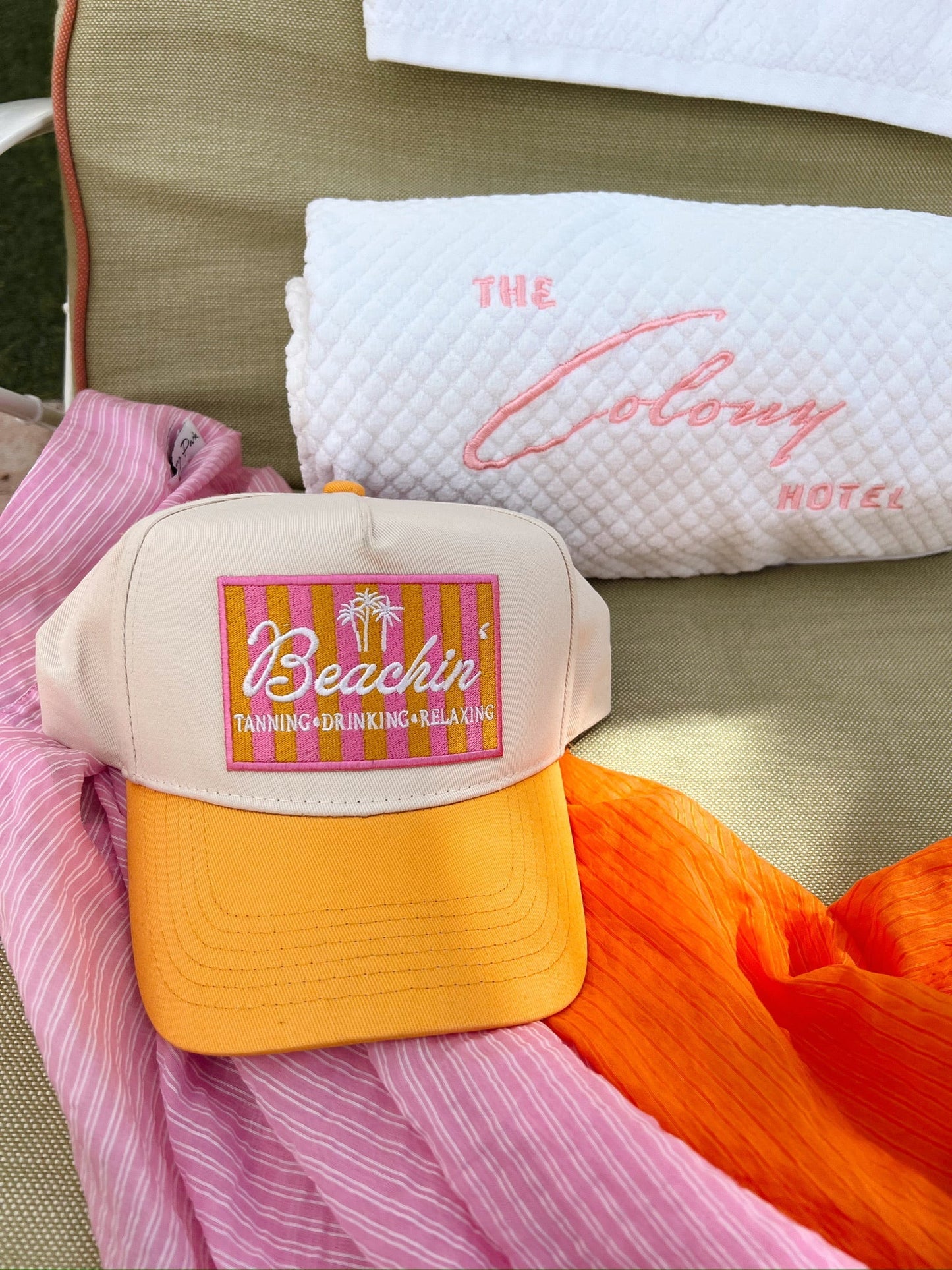 Beachin' - Vintage Trucker Hat - Shop LINNY CO