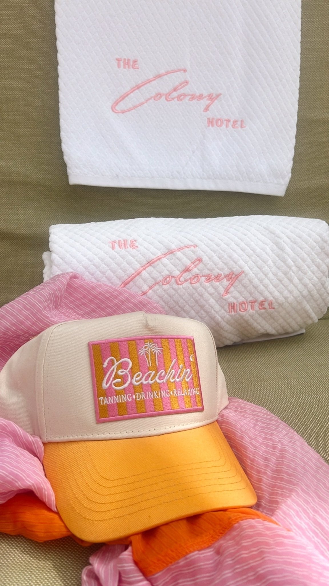 Beachin' - Vintage Trucker Hat - Shop LINNY CO