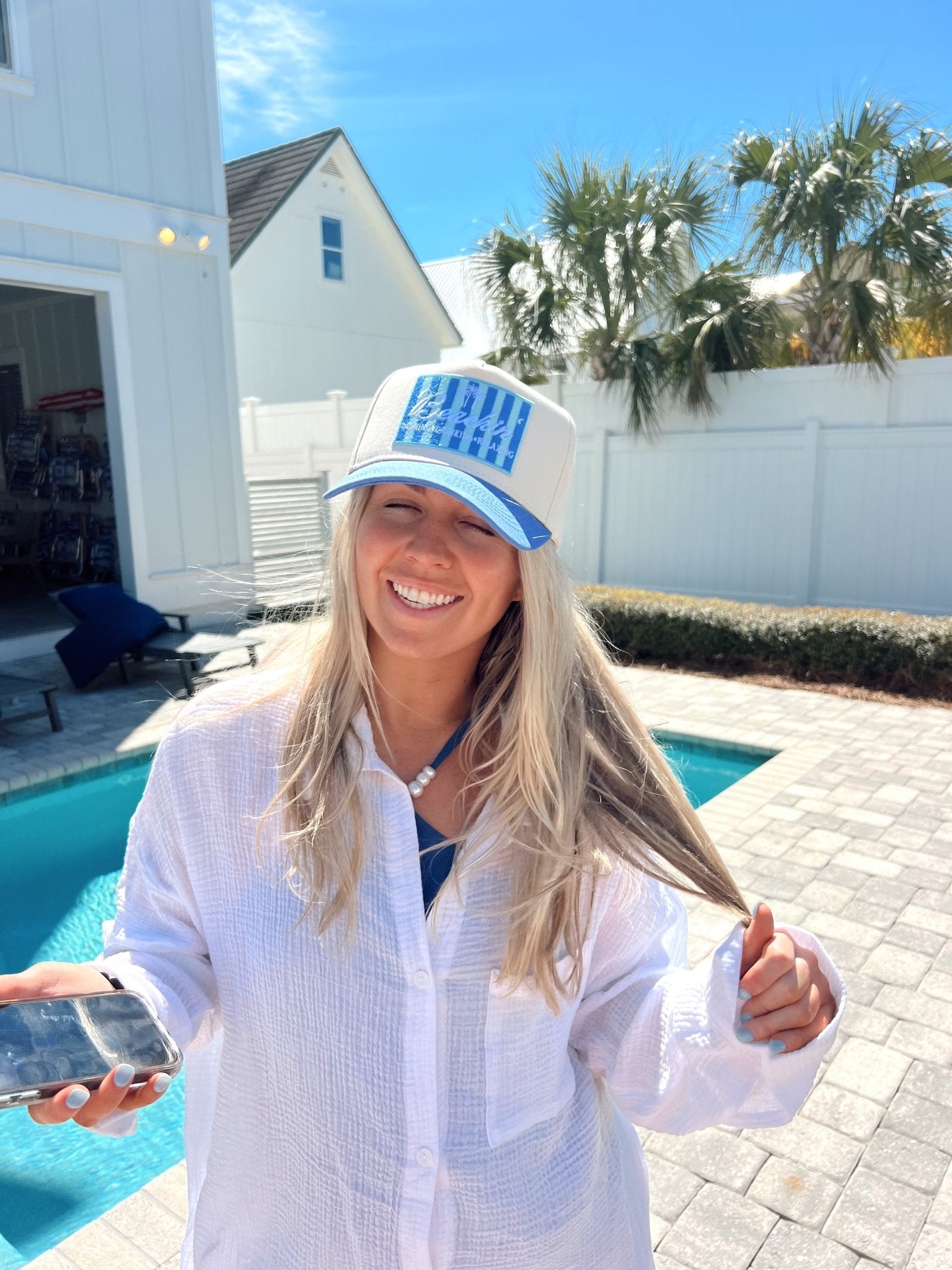Beachin' - Vintage Trucker Hat - Shop LINNY CO