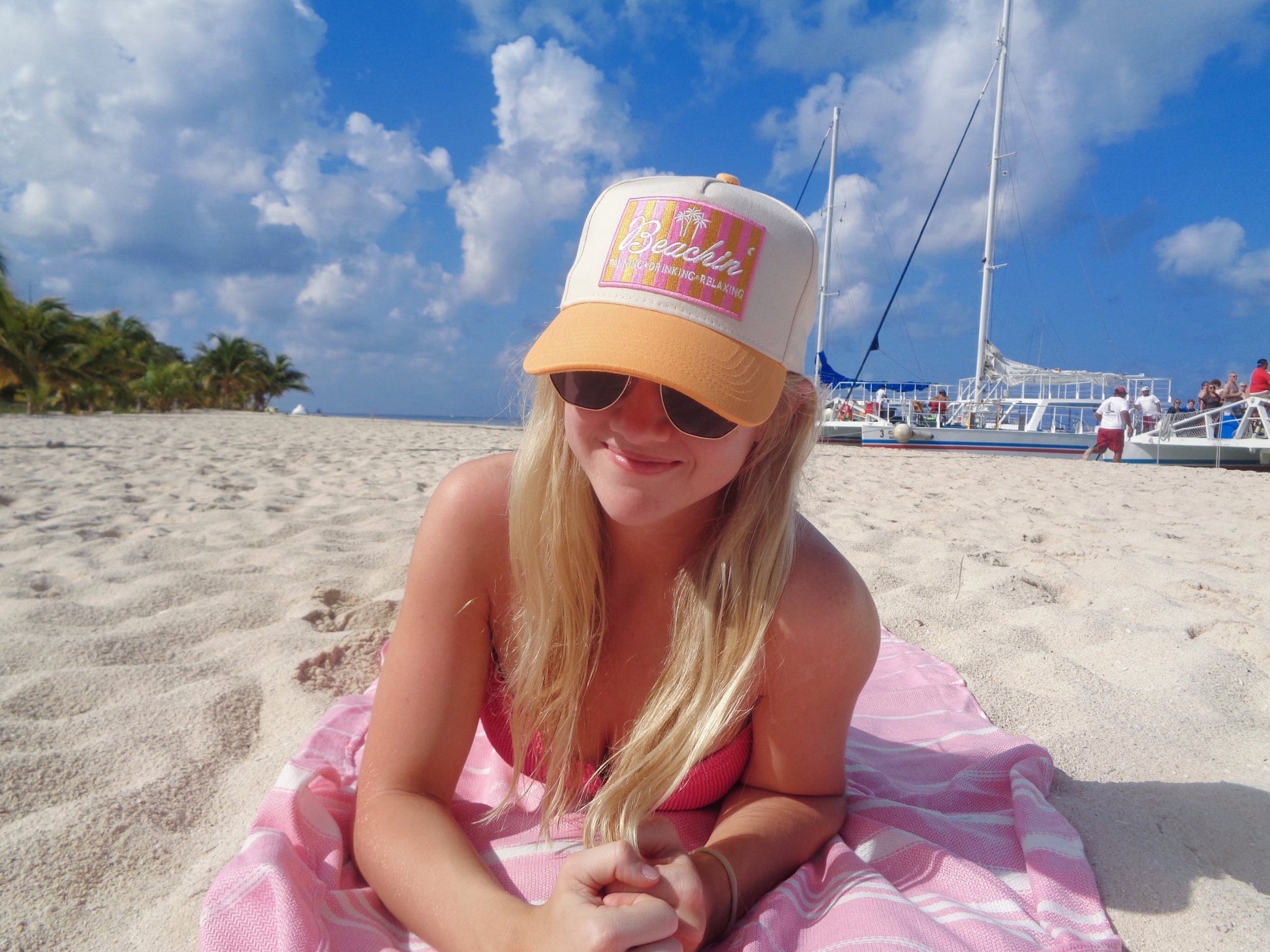 Beachin' - Vintage Trucker Hat - Shop LINNY CO