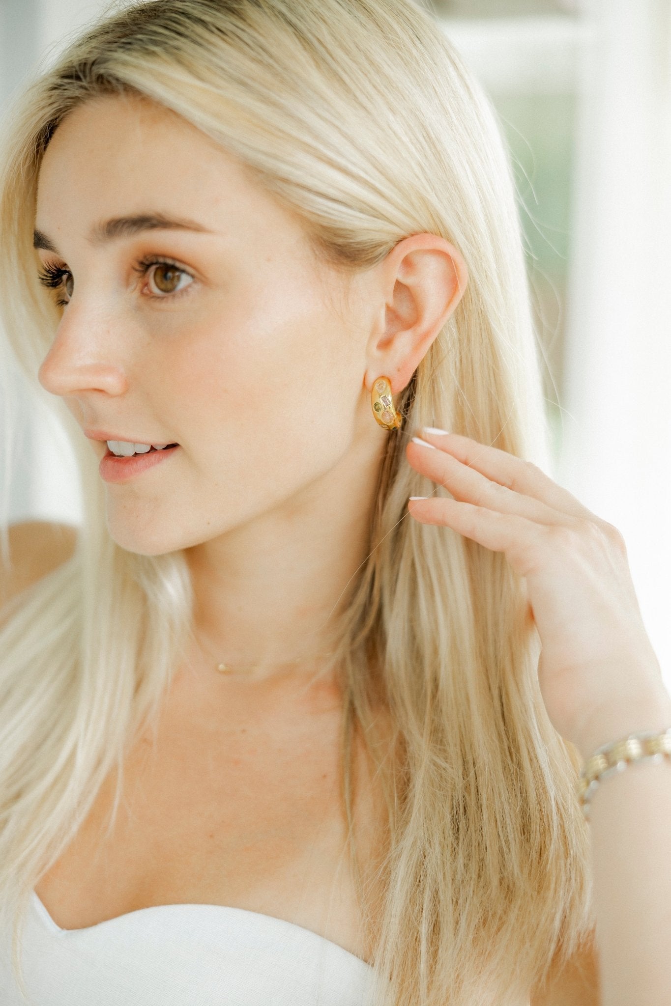 Britton Hoop Earrings - Shop LINNY CO