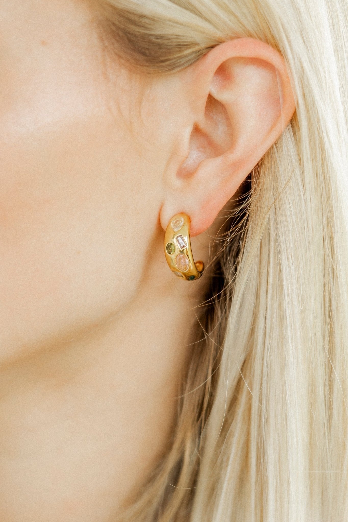 Britton Hoop Earrings - Shop LINNY CO
