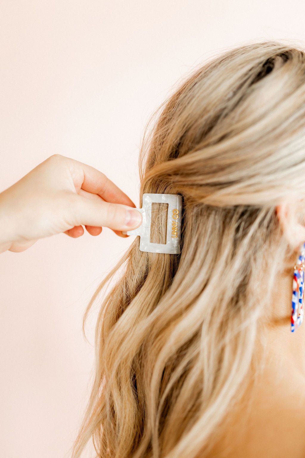 Hair Clip - Bailey Pearl White - Shop LINNY CO