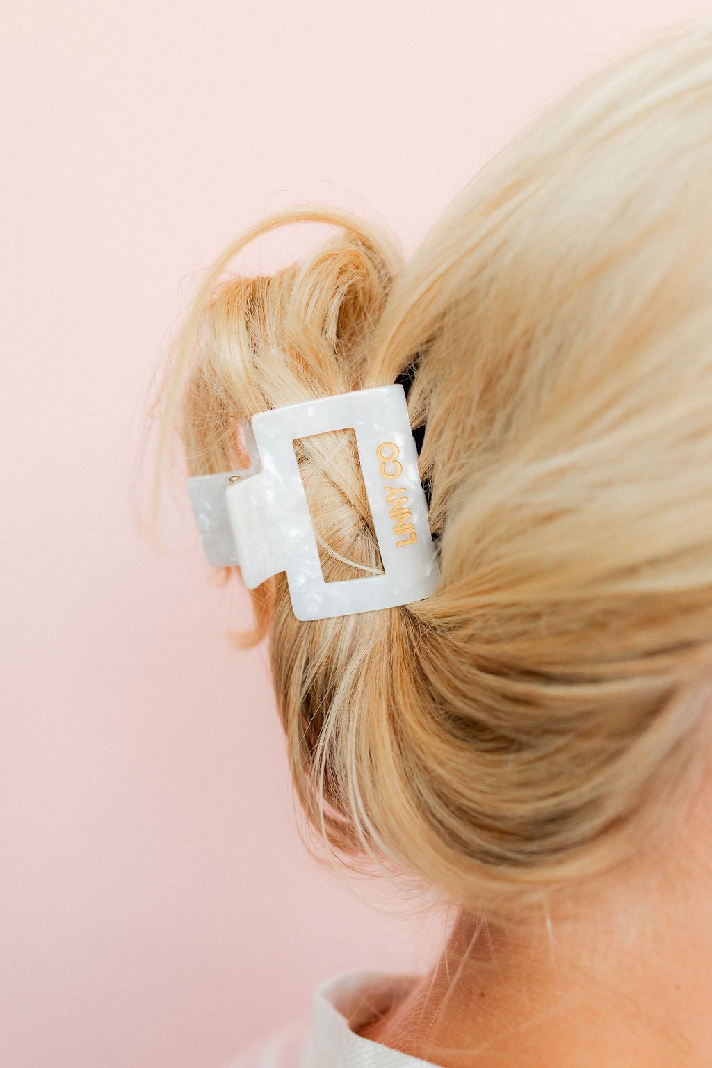 Hair Clip - Bailey Pearl White - Shop LINNY CO