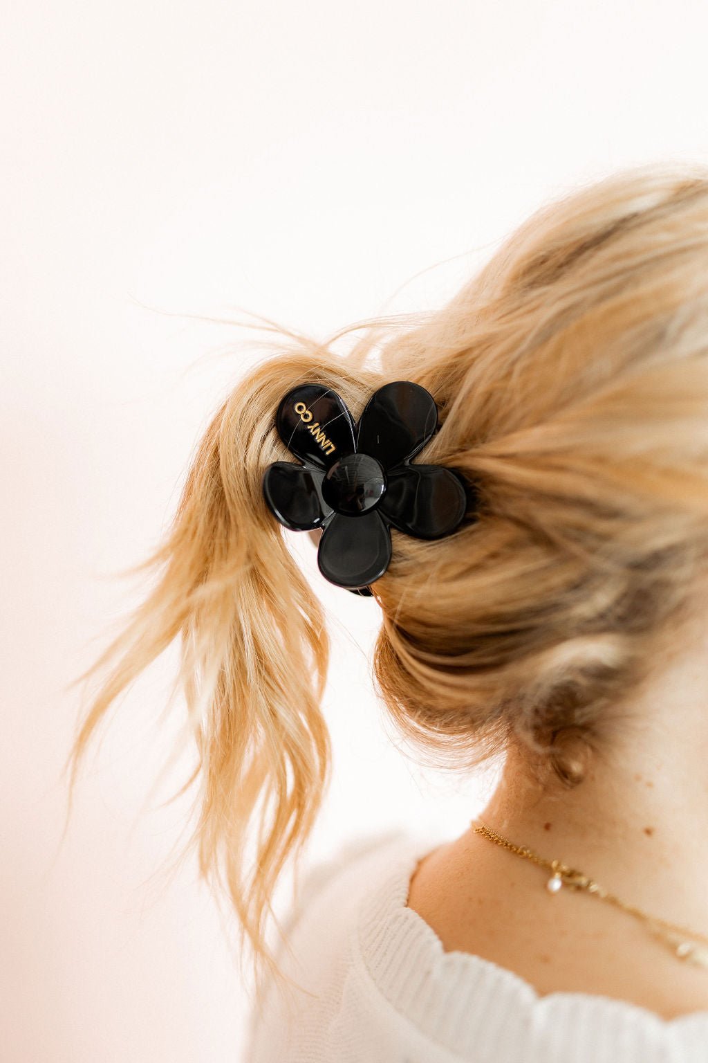 Hair Clip - Gigi True Black - Shop LINNY CO