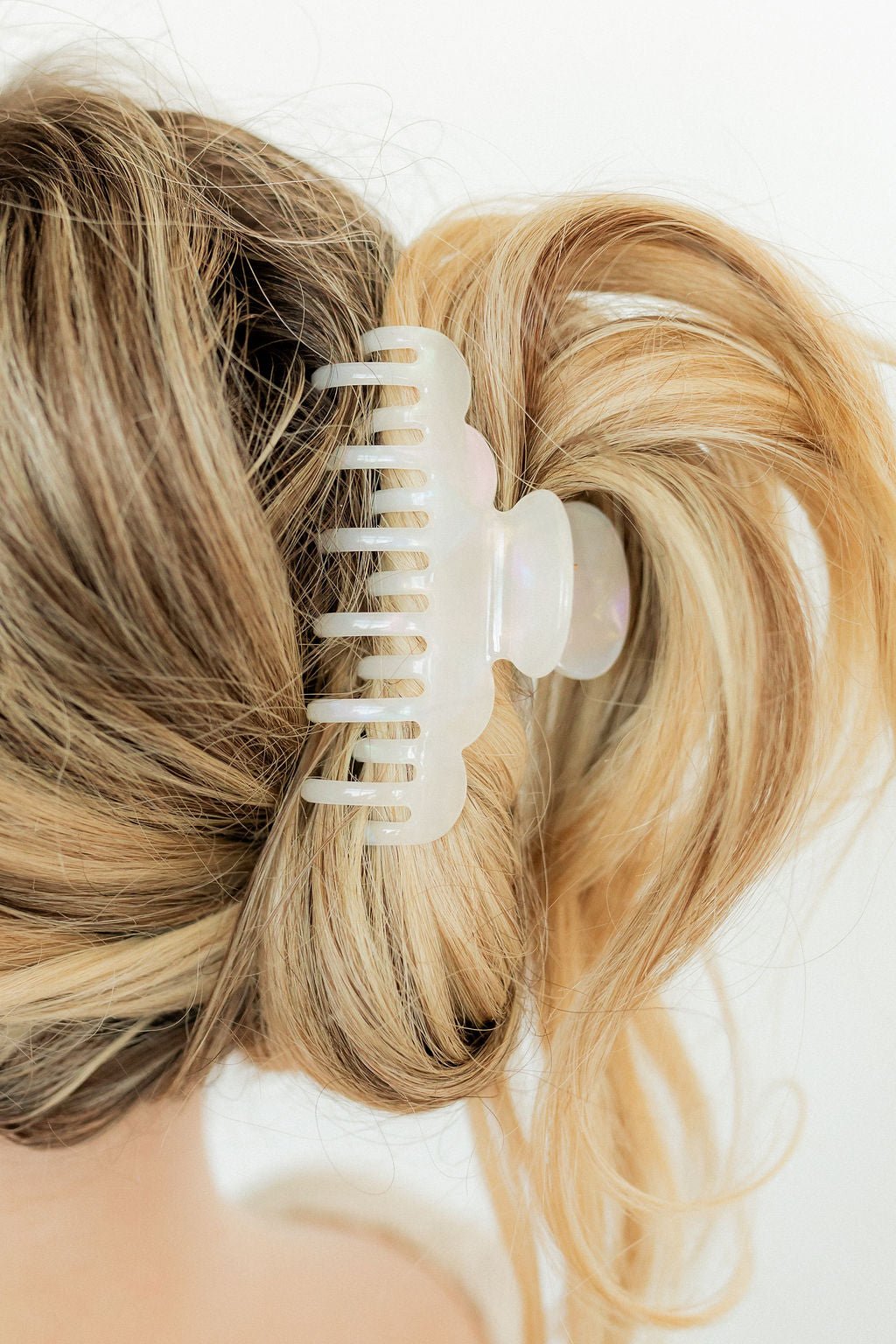 Hair Clip - Mila - Iridescent - Shop LINNY CO