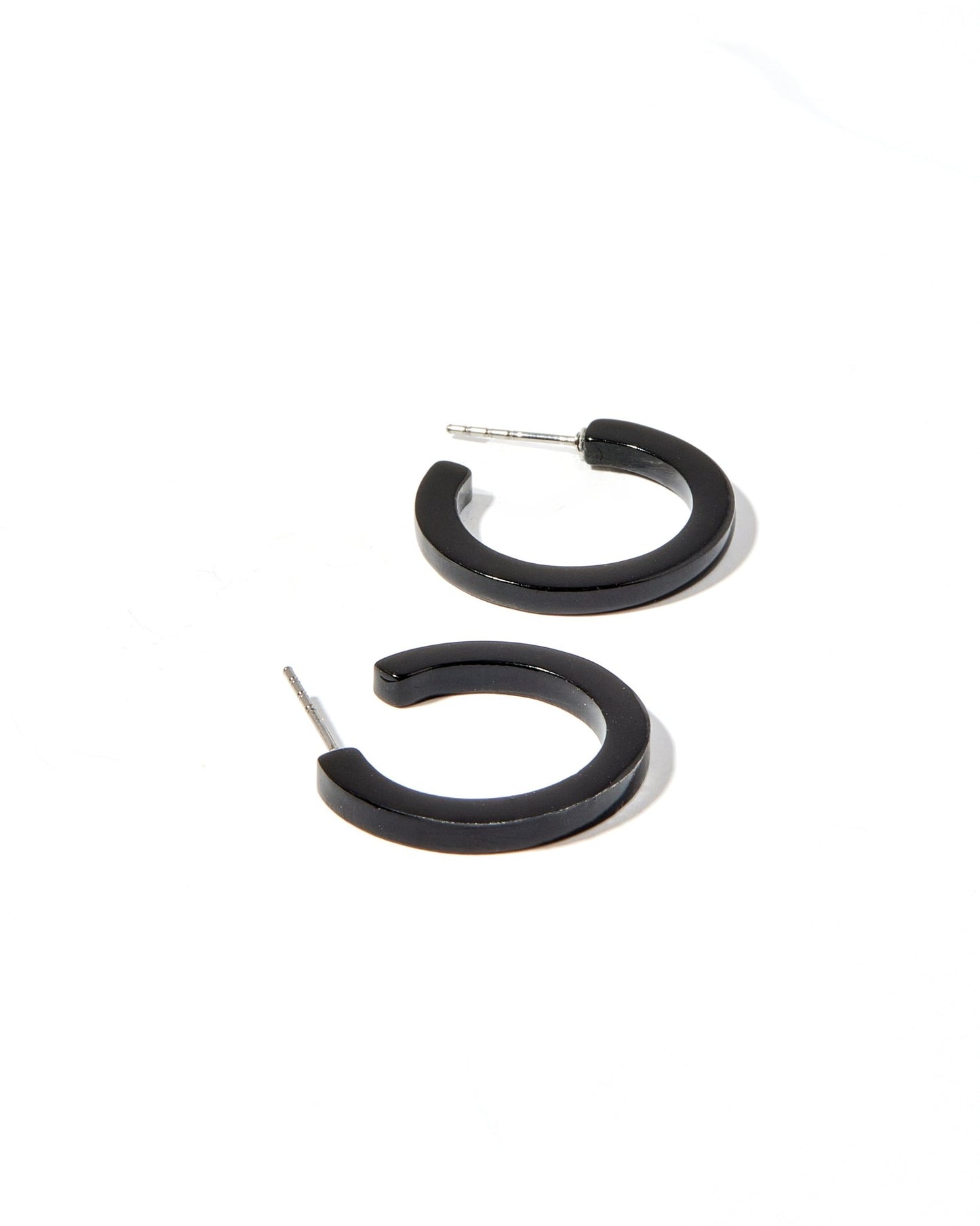 Holly Mini Hoop Earrings - True Black - Shop LINNY CO