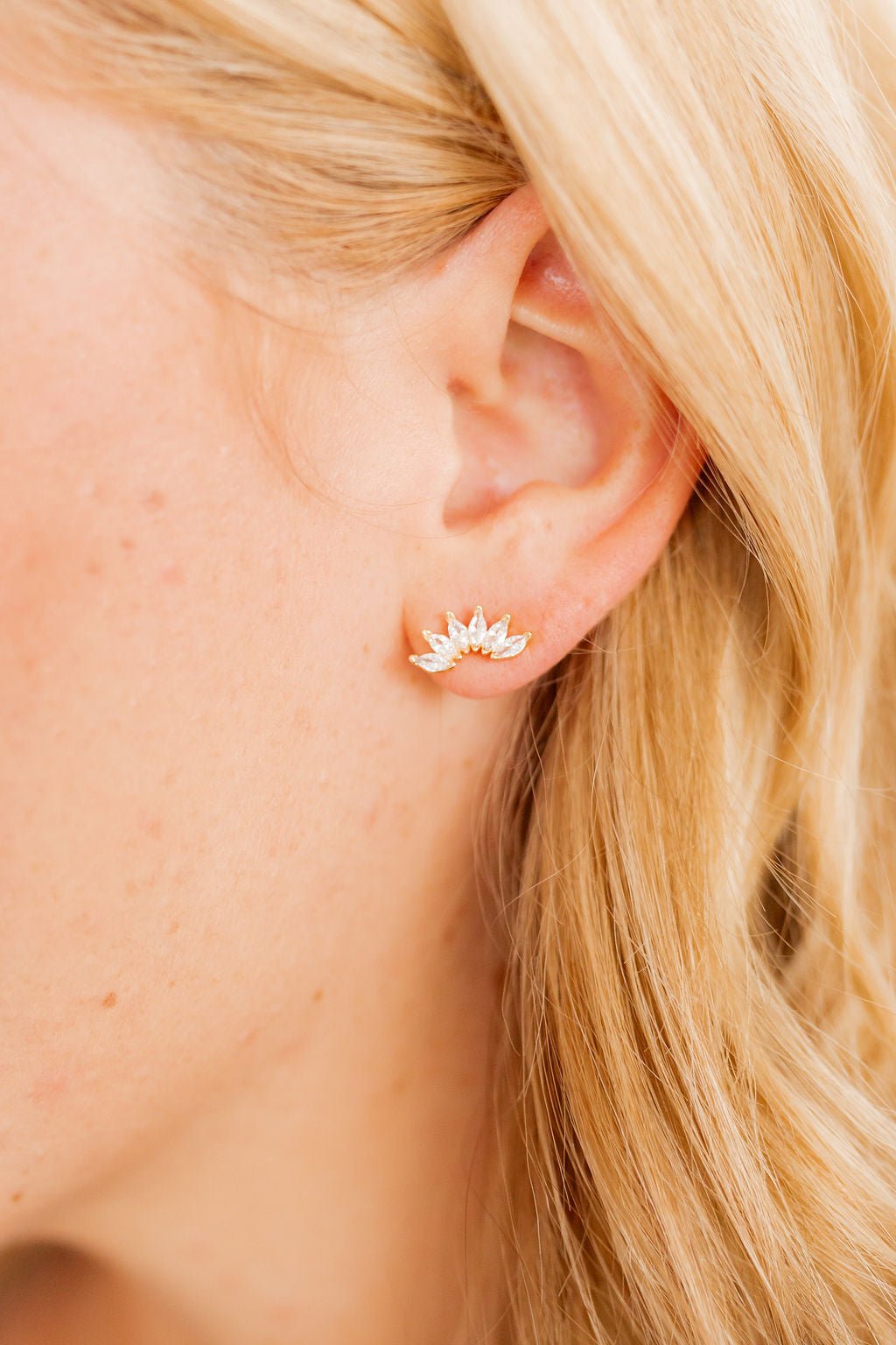 Hope Stud Earrigns - Shop LINNY CO