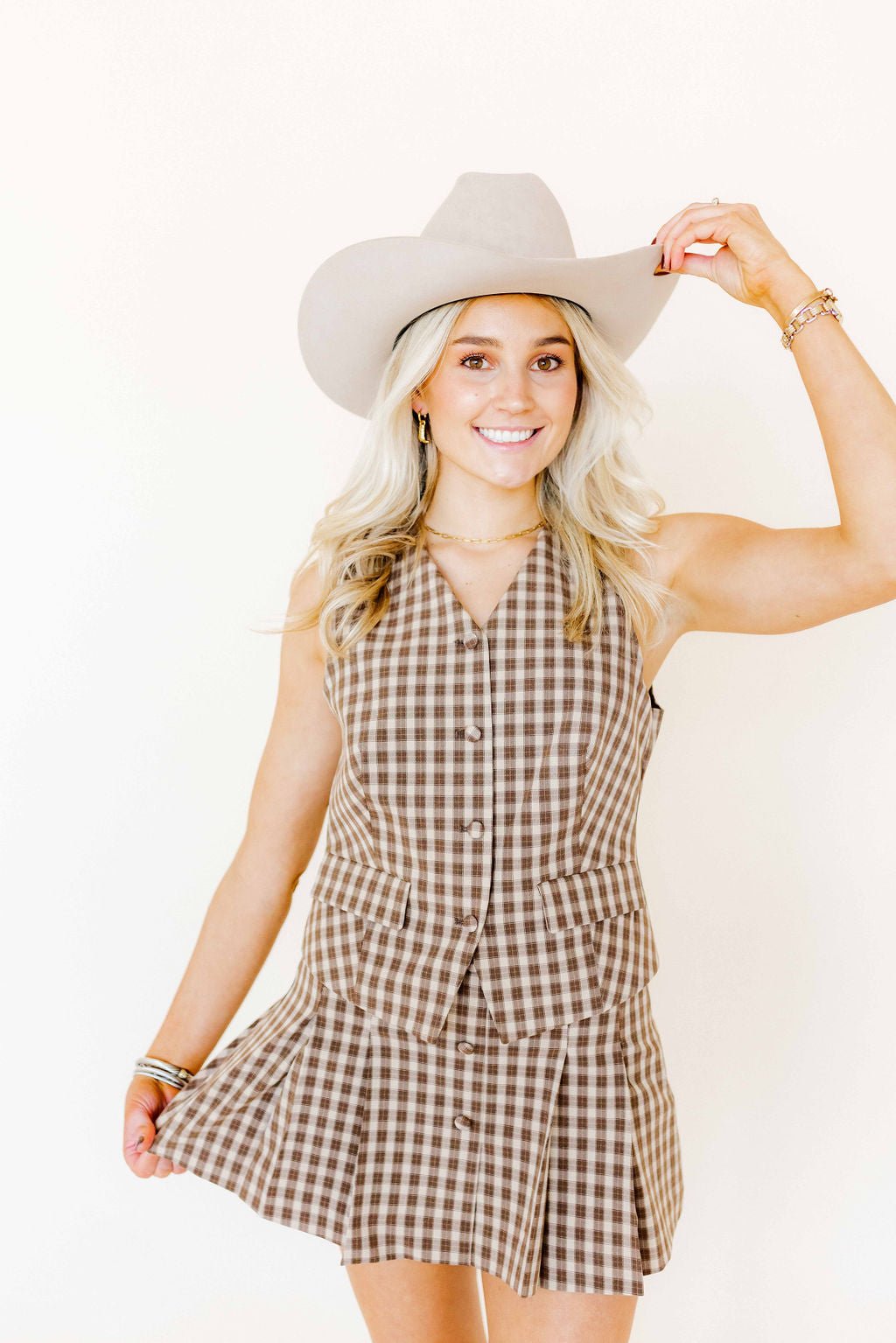 Huggie Charm Earrings - Luca Boot Gold - Shop LINNY CO