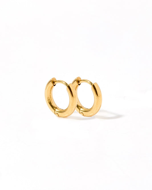 Huggie Earrings - Scarlett Hoop Gold 10mm - Shop LINNY CO