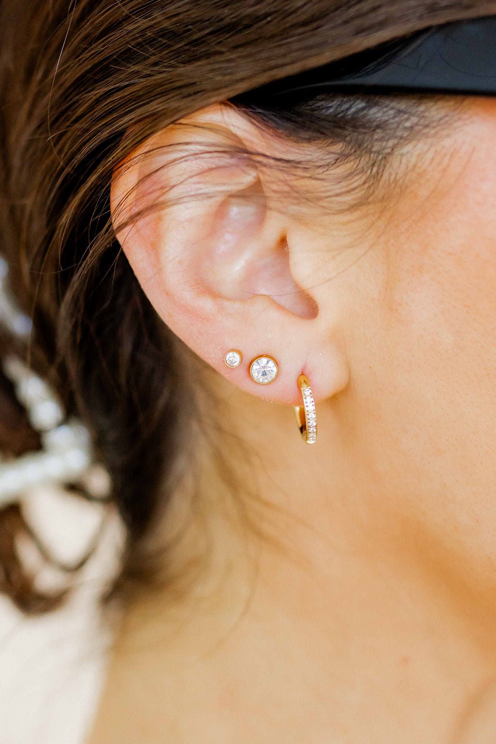 Huggie Earrings - Scarlett Hoop Gold 12mm CZ - Shop LINNY CO