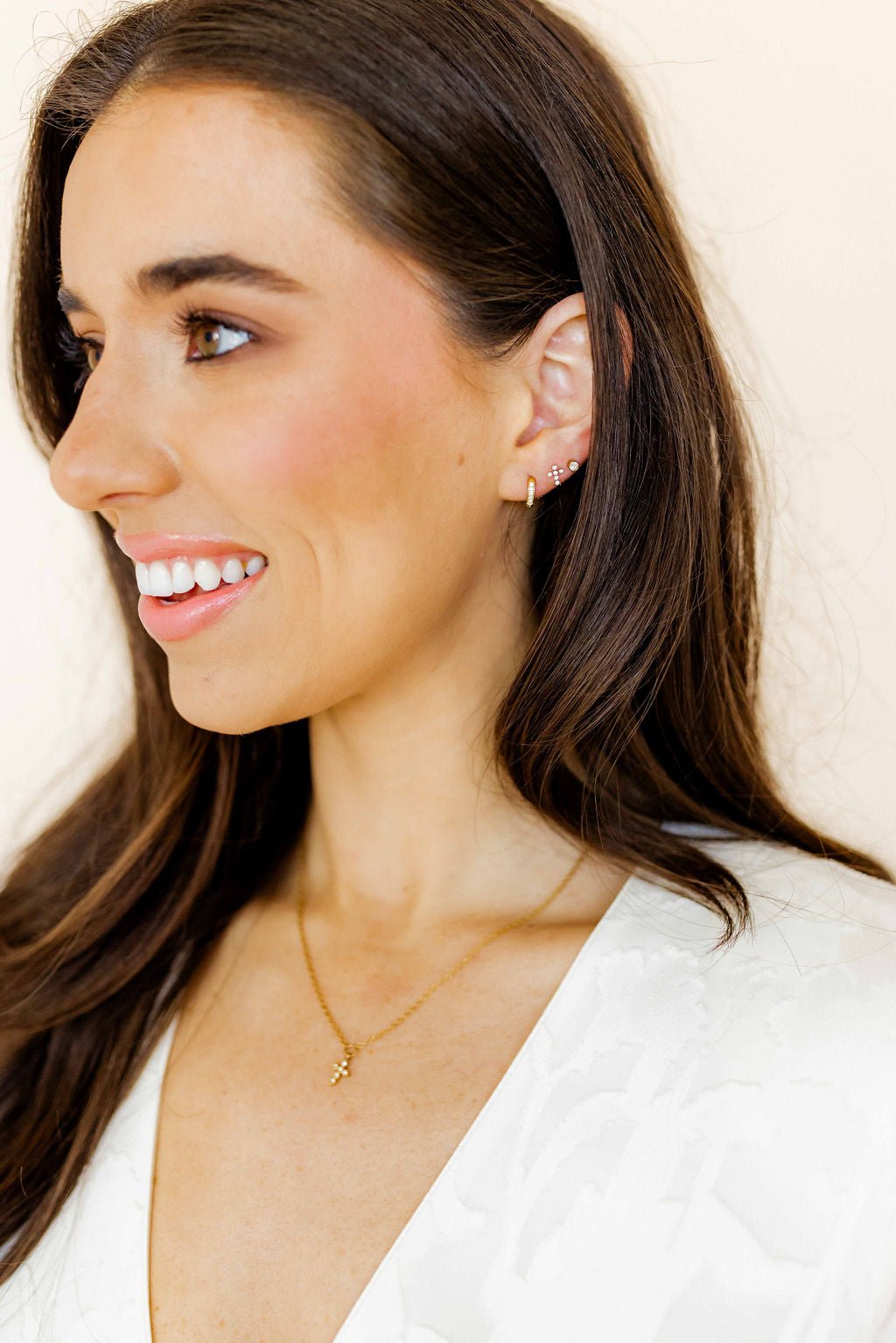 Huggie Earrings - Scarlett Hoop Gold 8mm CZ - Shop LINNY CO