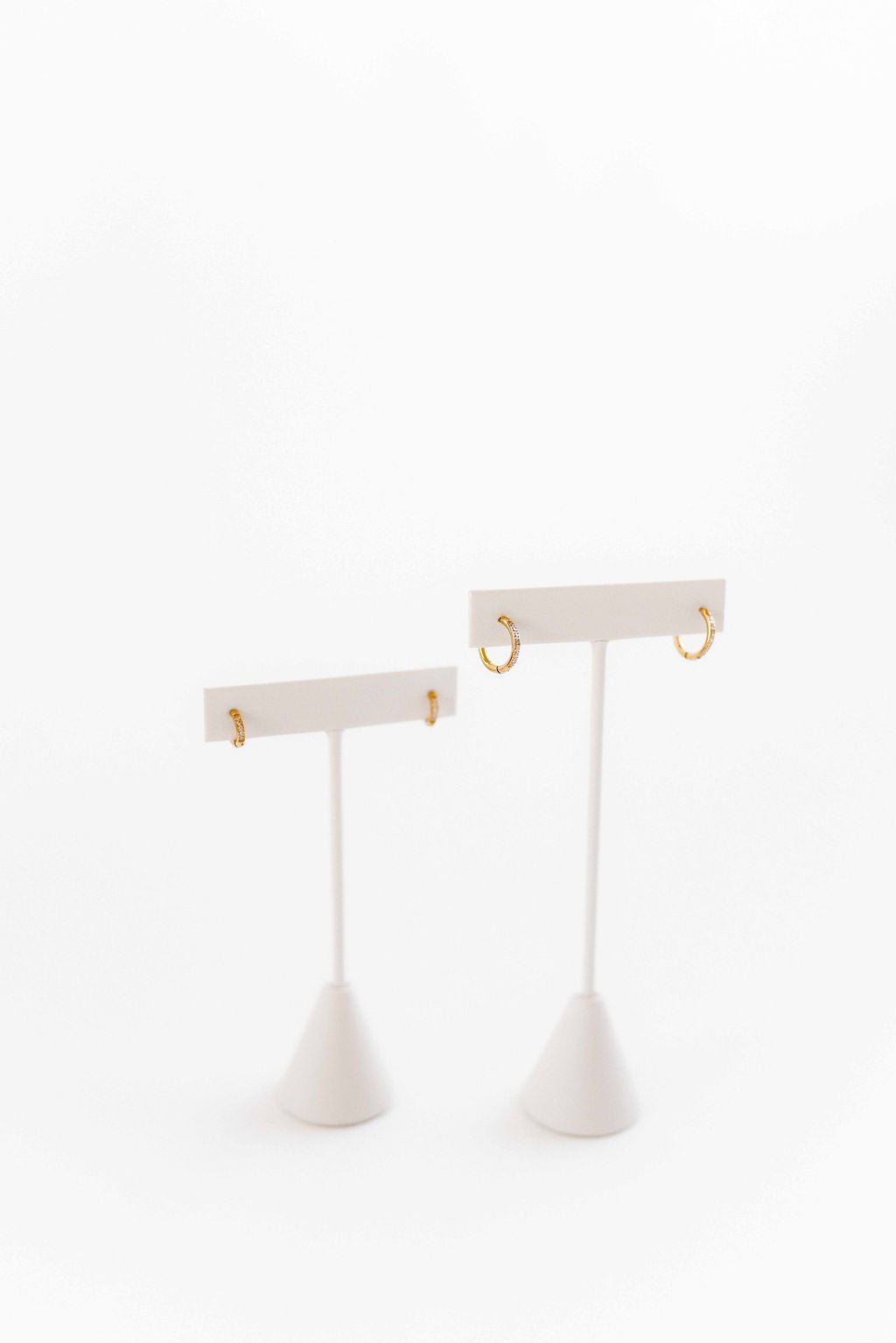 Huggie Earrings - Scarlett Hoop Gold 8mm CZ - Shop LINNY CO