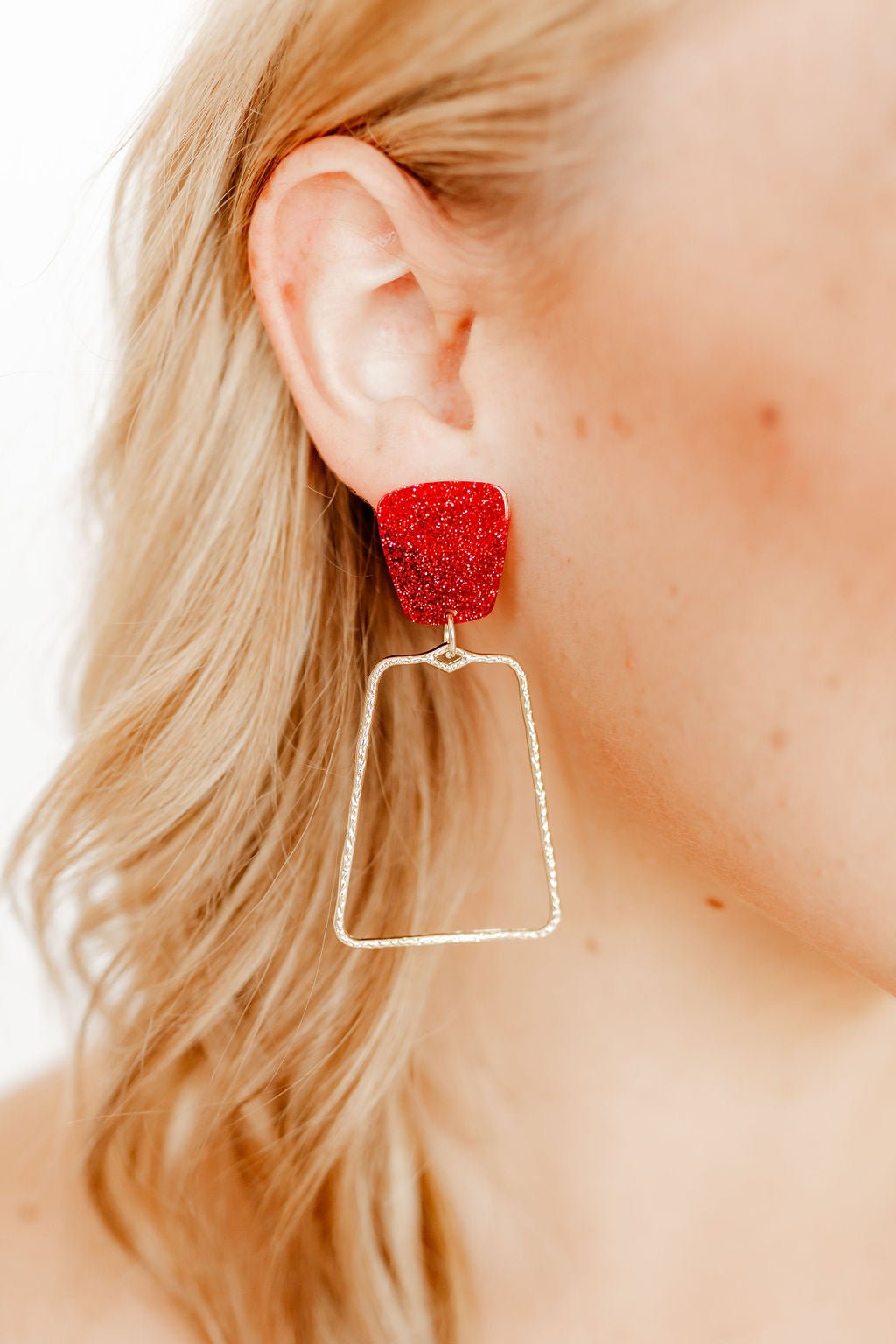Kaelyn Statement Earrings - Crimson Glitter - Shop LINNY CO