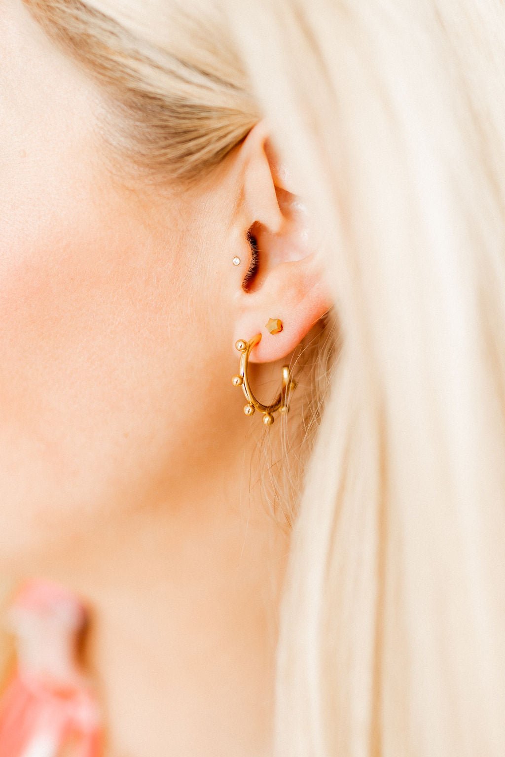 Lauren Small Hoop Earrings - Gold - Shop LINNY CO