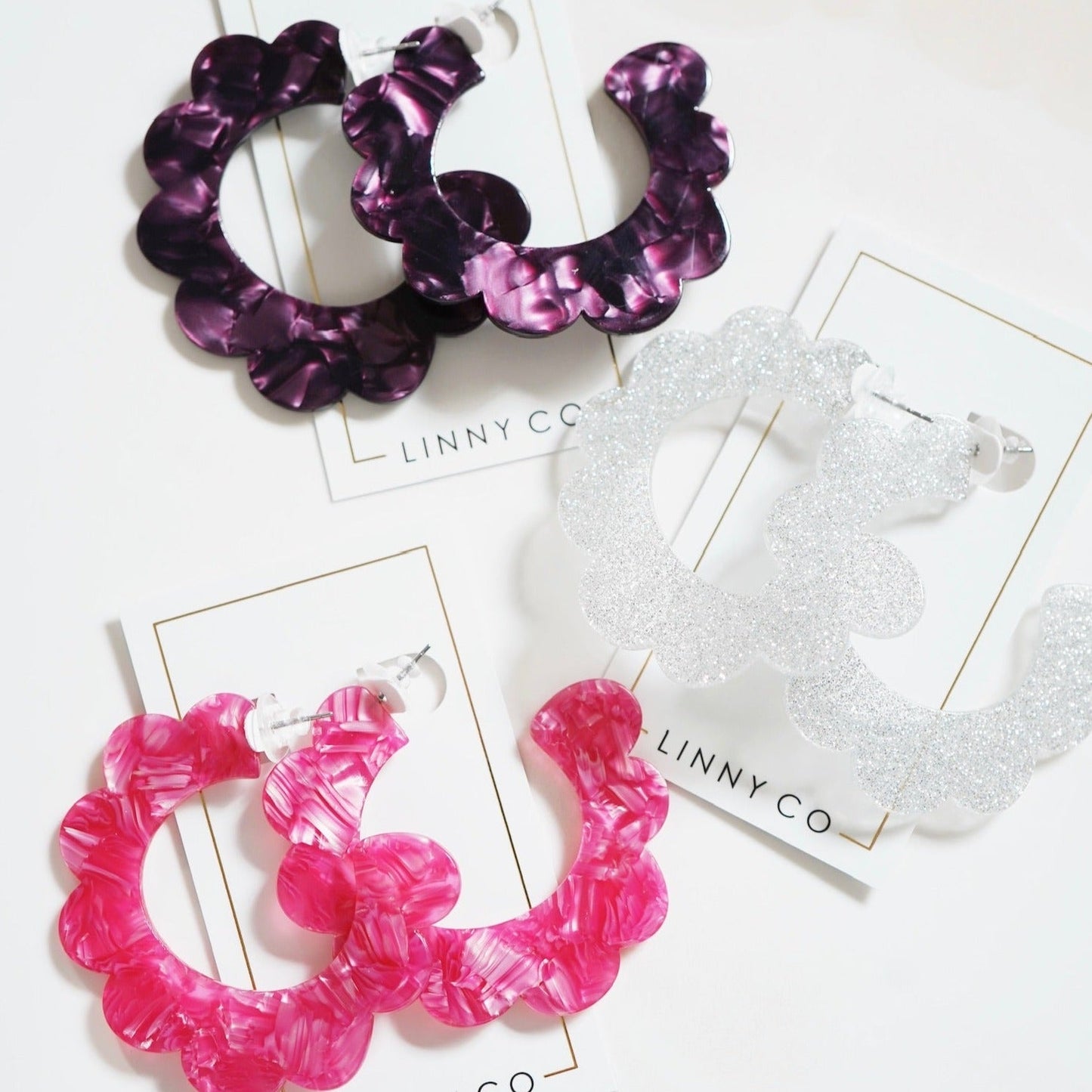 Margo Scallop Hoop Earrings - Pearlized Pink - Shop LINNY CO