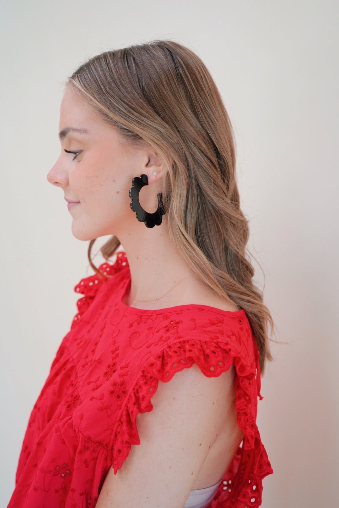 Margo Scallop Hoop Earrings - True Black - Shop LINNY CO