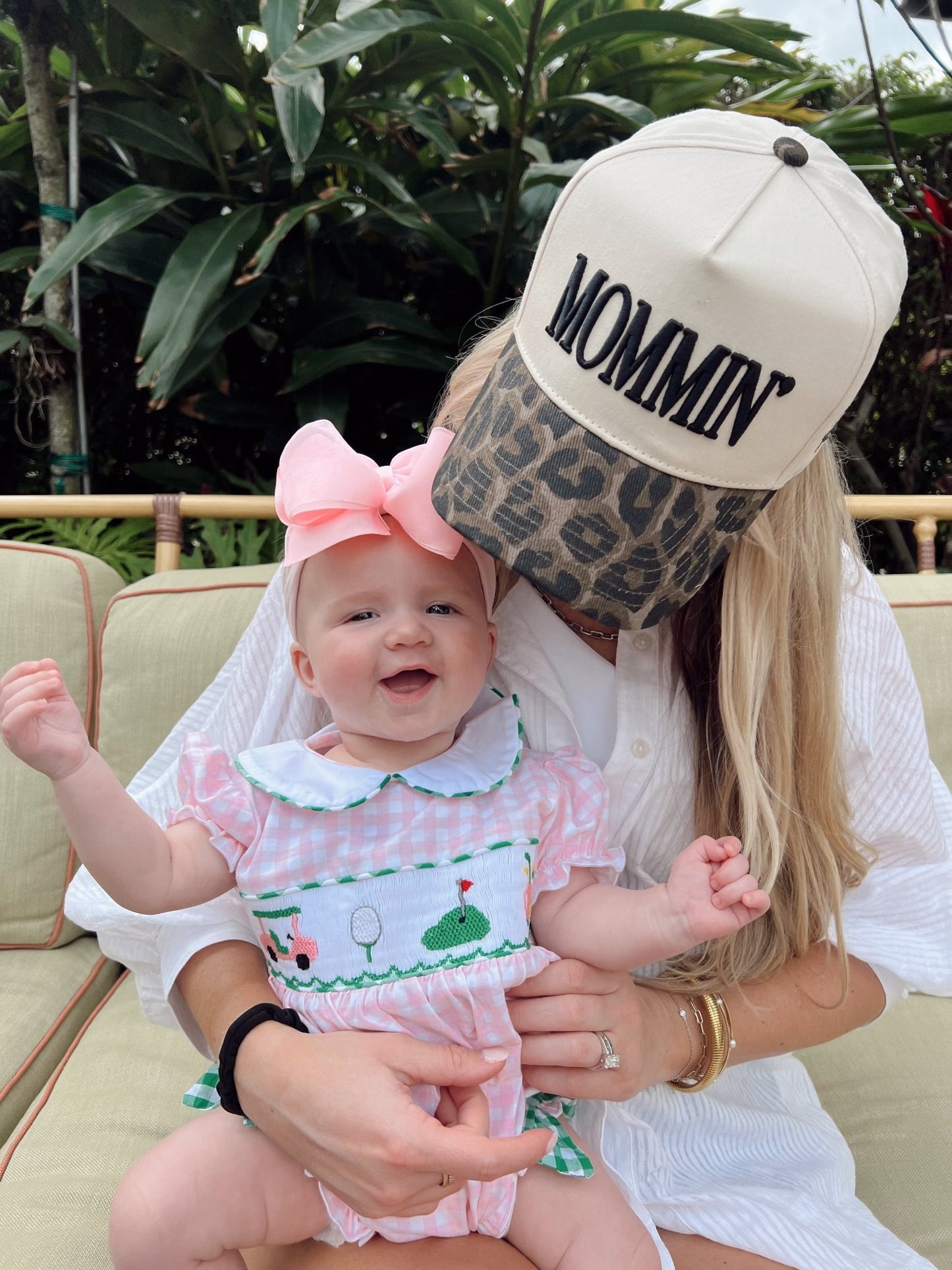 Mommin' - Vintage Trucker Hat - Shop LINNY CO
