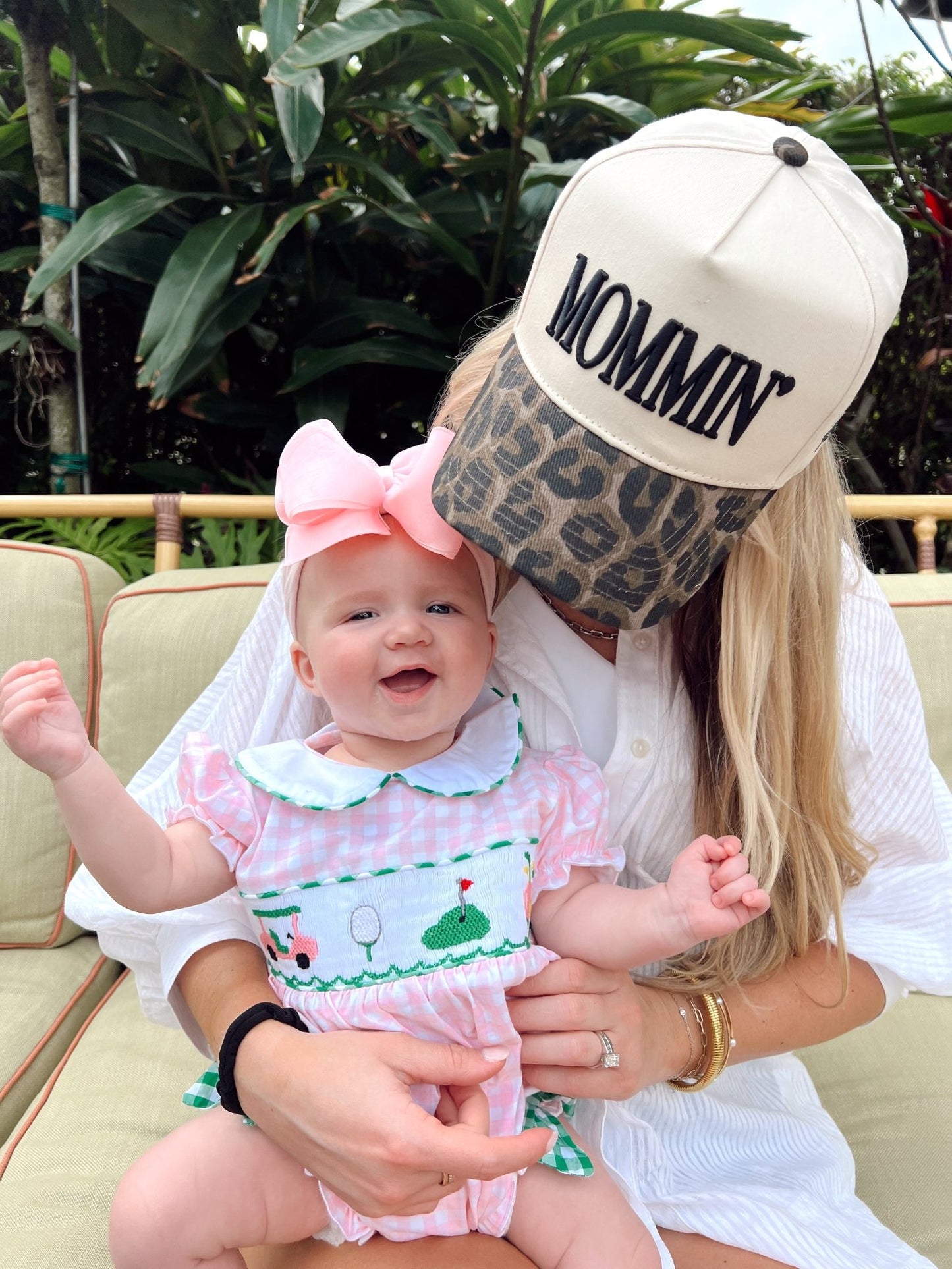 Mommin' - Vintage Trucker Hat - Shop LINNY CO