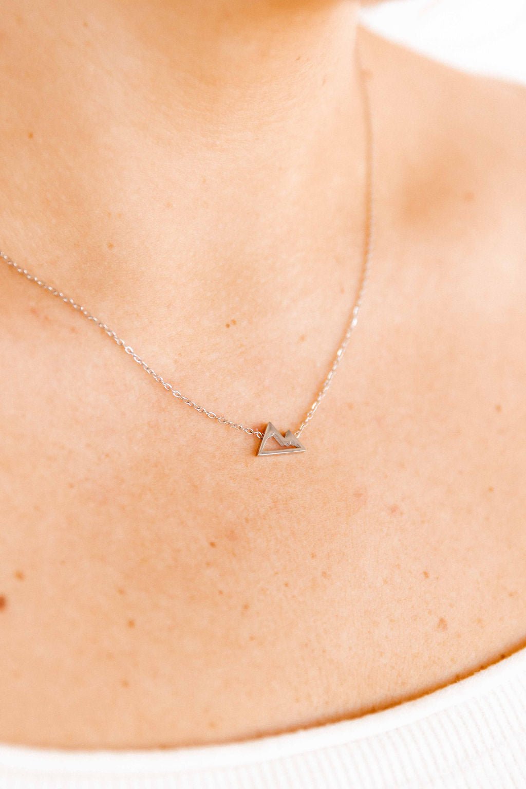 Necklace - Rocky Silver - Shop LINNY CO