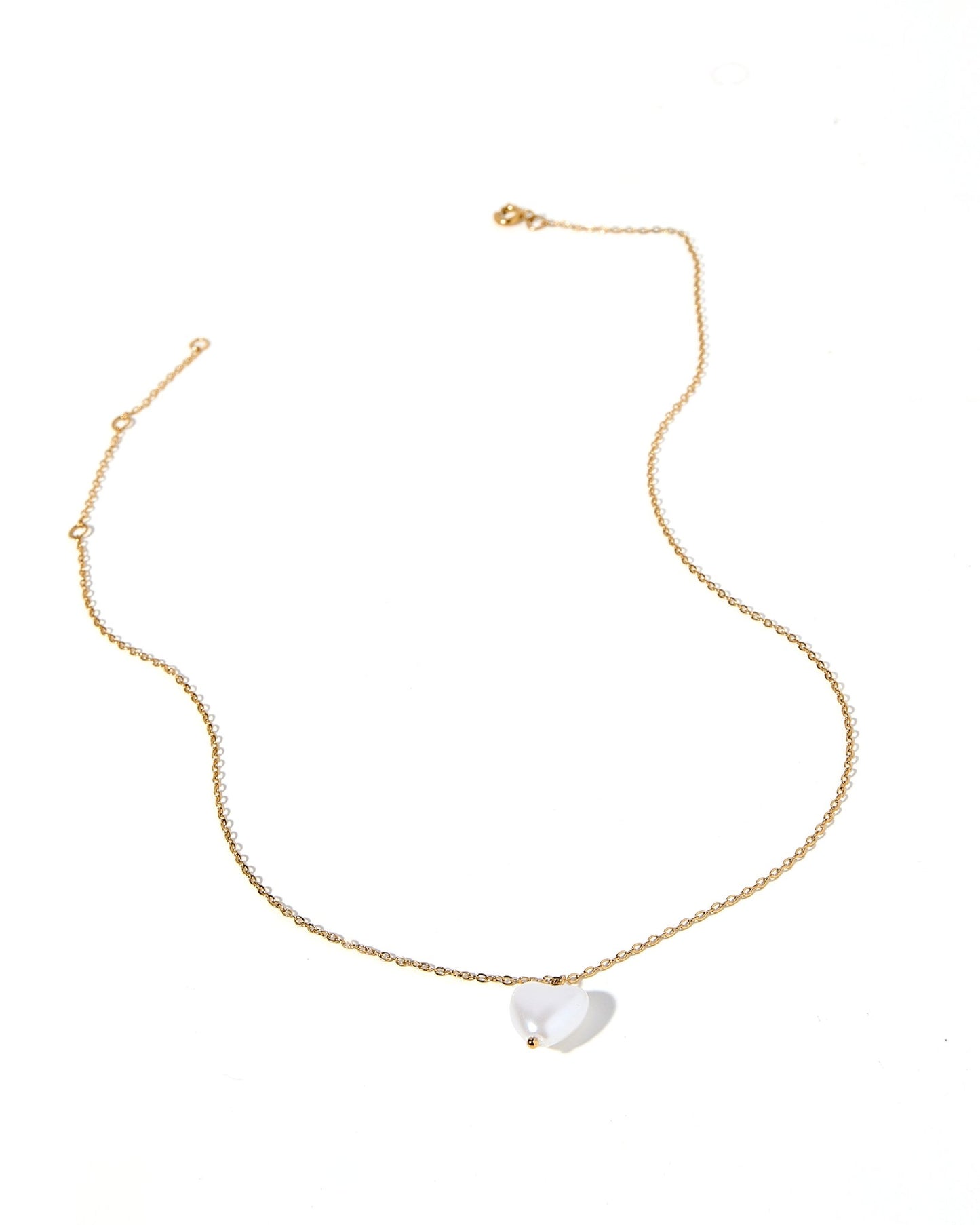 Necklace - Willa Pearl Heart - Shop LINNY CO