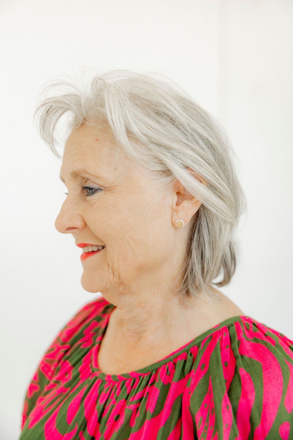 Screwback Stud Earrings - Alice Pearl - Shop LINNY CO