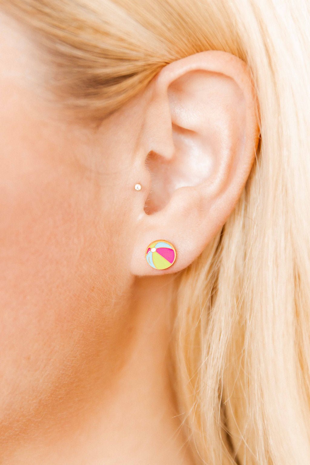 Screwback Stud Earrings - Beach Ball - Shop LINNY CO