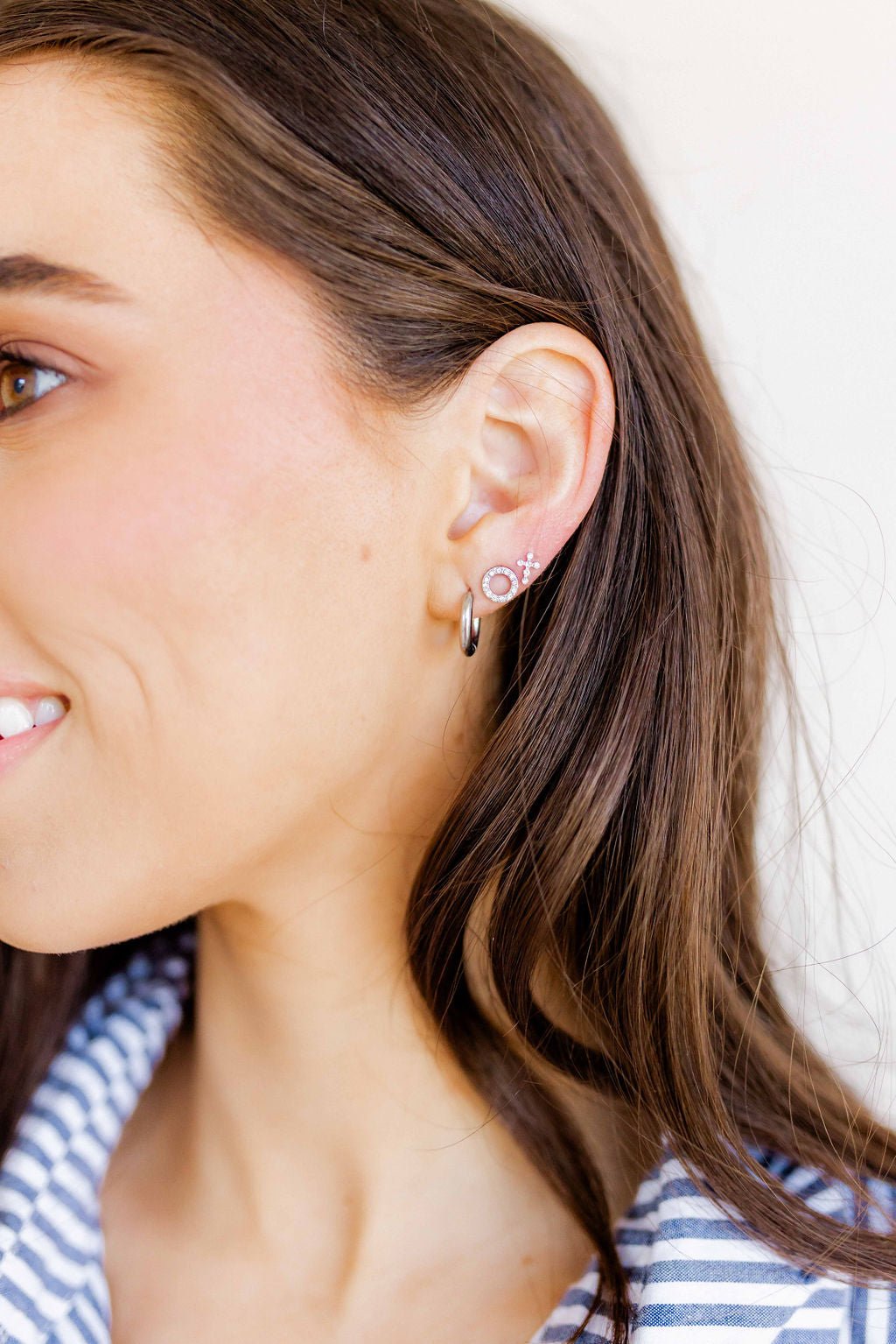 Screwback Stud Earrings - Clara Cross Silver - Shop LINNY CO