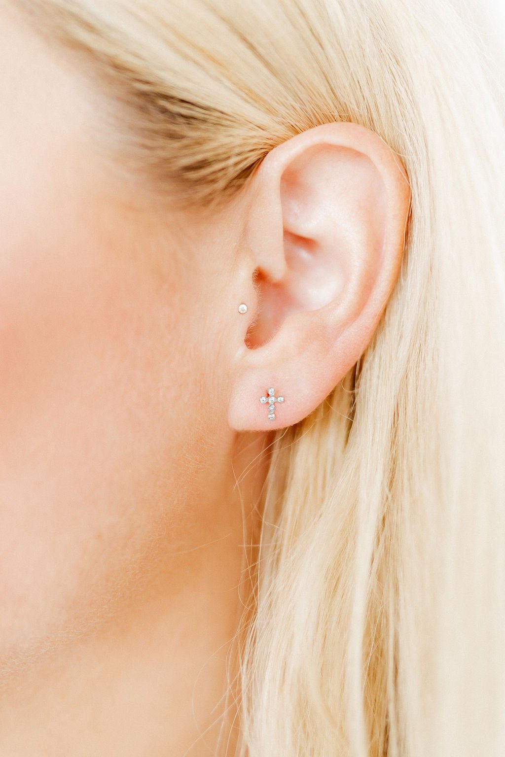 Screwback Stud Earrings - Clara Cross Silver - Shop LINNY CO