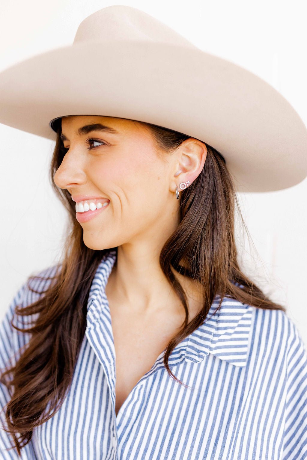 Screwback Stud Earrings - Lainey Silver - Shop LINNY CO