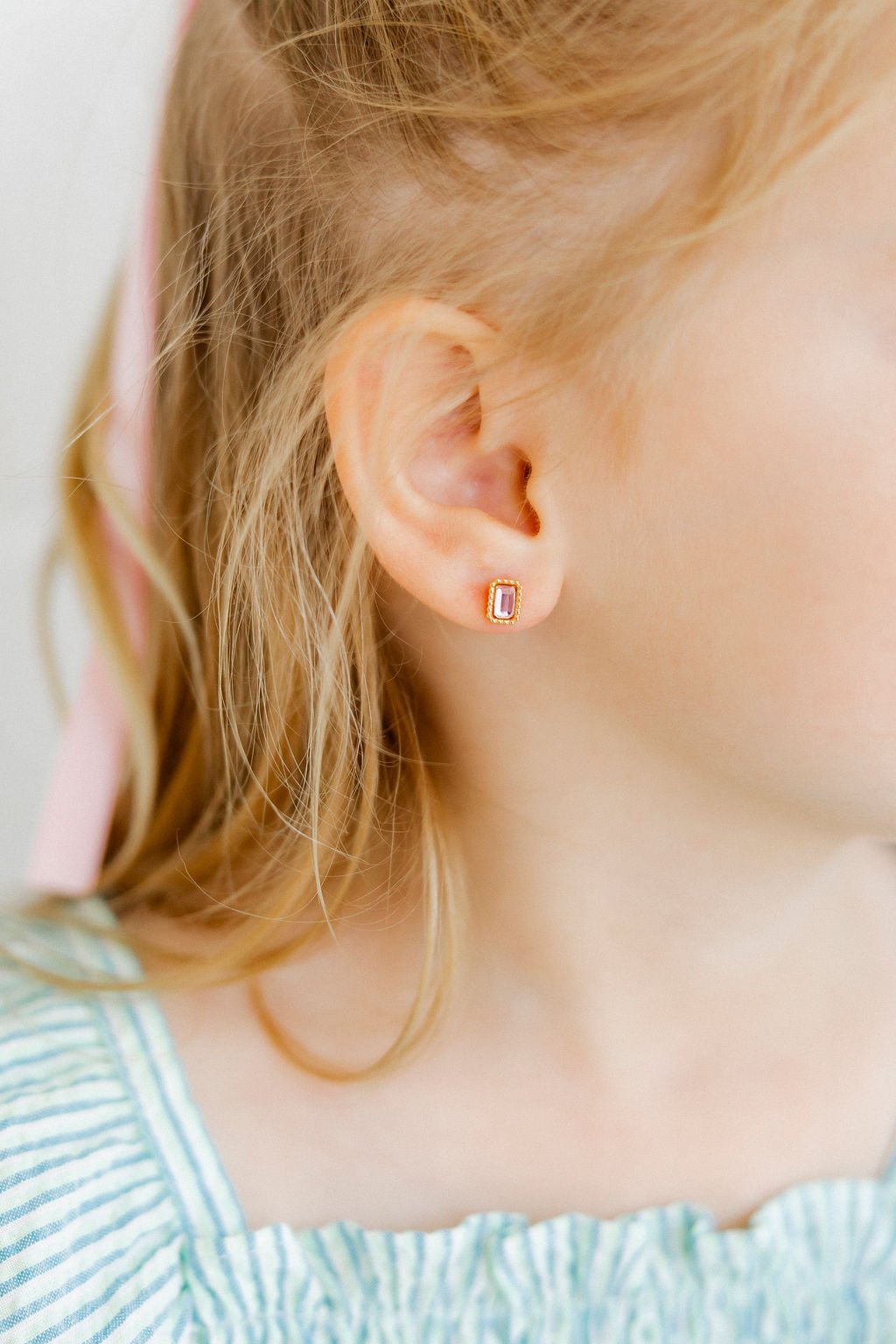 Screwback Stud Earrings - Madison Pink - Shop LINNY CO