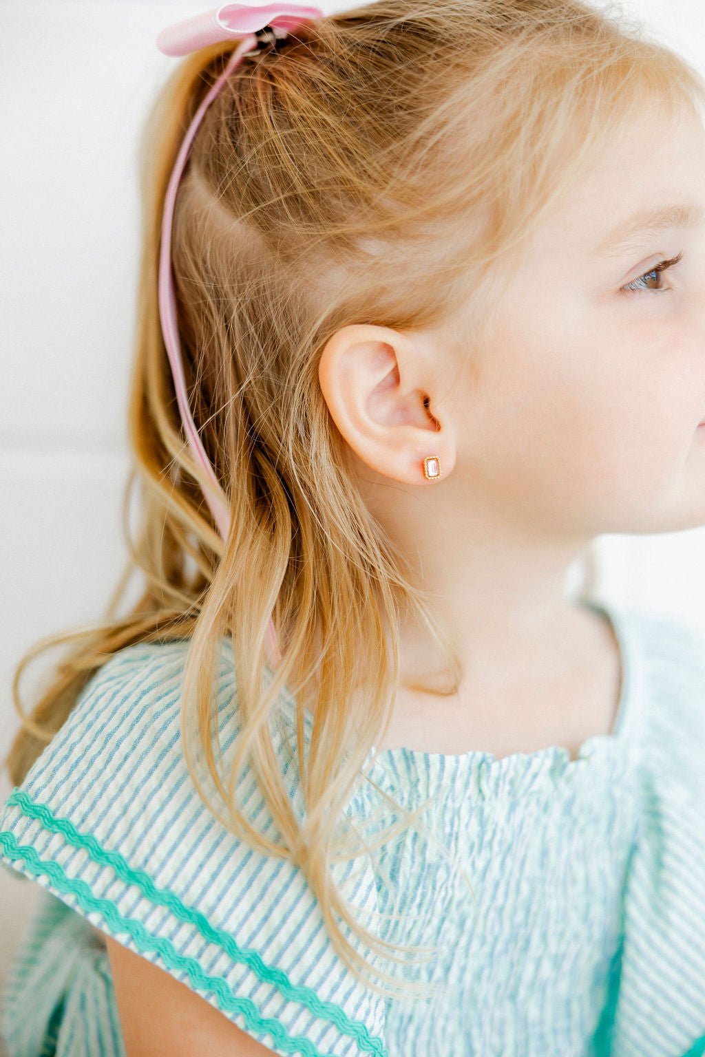 Screwback Stud Earrings - Madison Pink - Shop LINNY CO