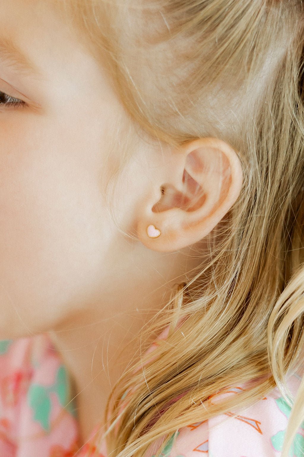 Screwback Stud Earrings - Nora Heart Pink - Shop LINNY CO