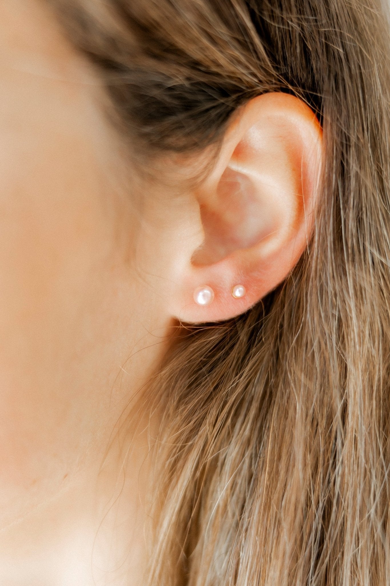 Screwback Stud Earrings - Payton Pearl Pink 5mm - Shop LINNY CO
