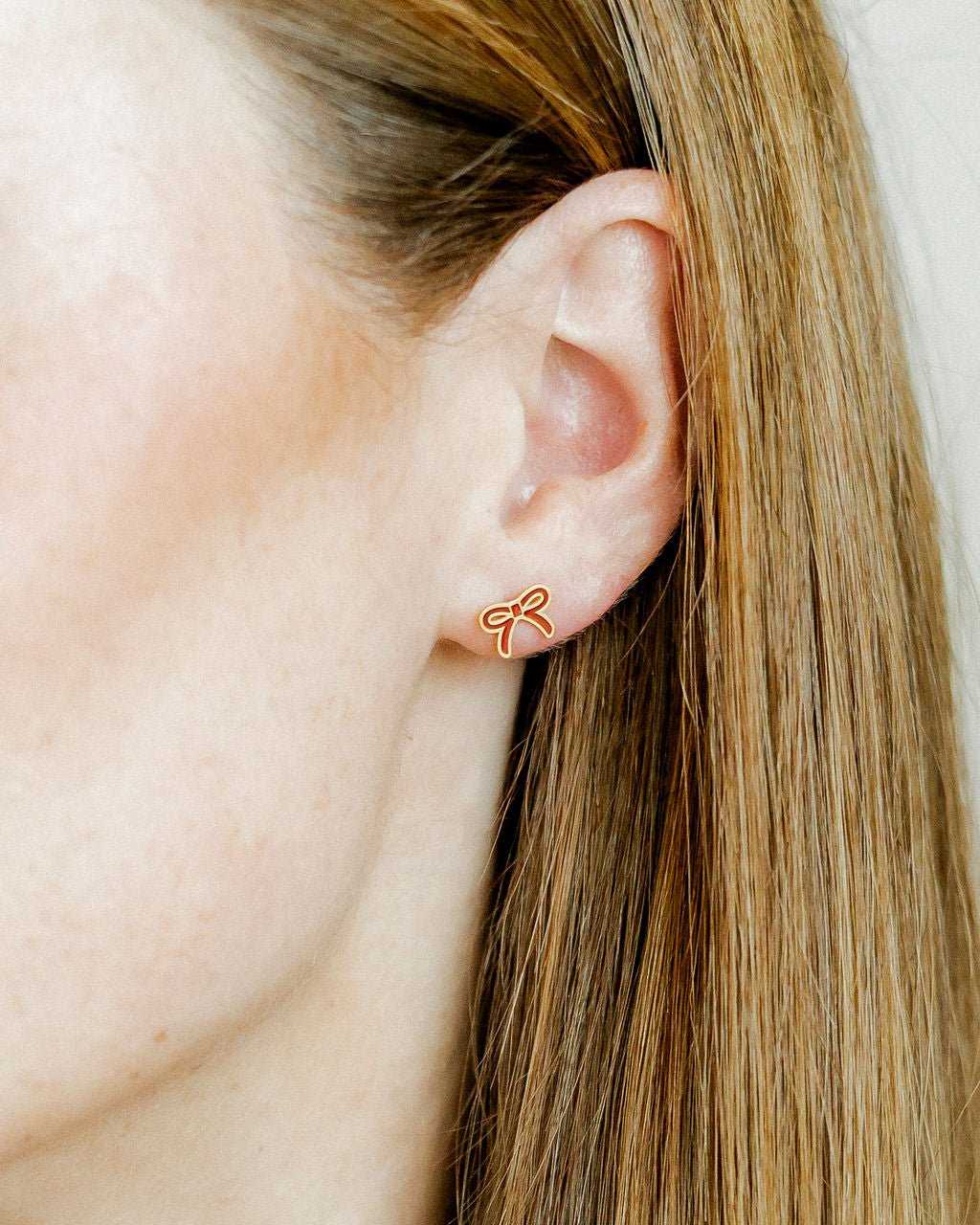 Screwback Stud Earrings - Sadie Bow Maroon - Shop LINNY CO
