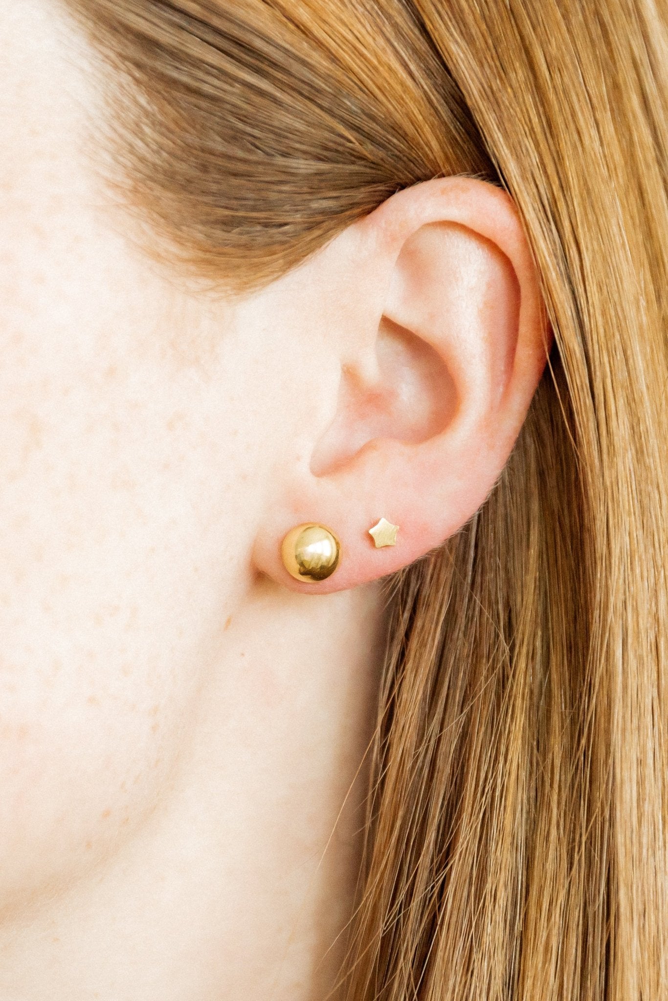 Screwback Stud Earrings - Vera Round 8mm - Shop LINNY CO