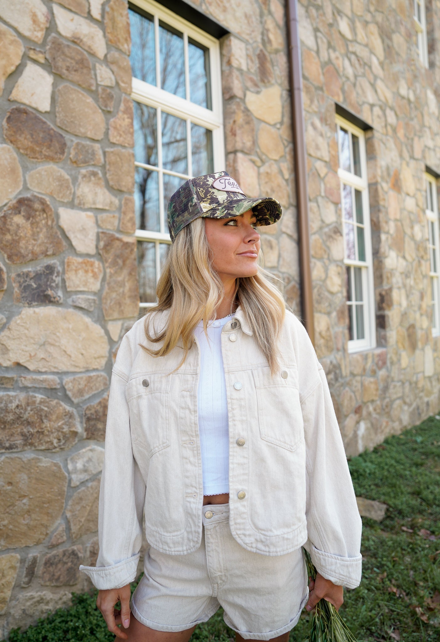 Take me to Texas - Camo Vintage Trucker Hat - Shop LINNY CO