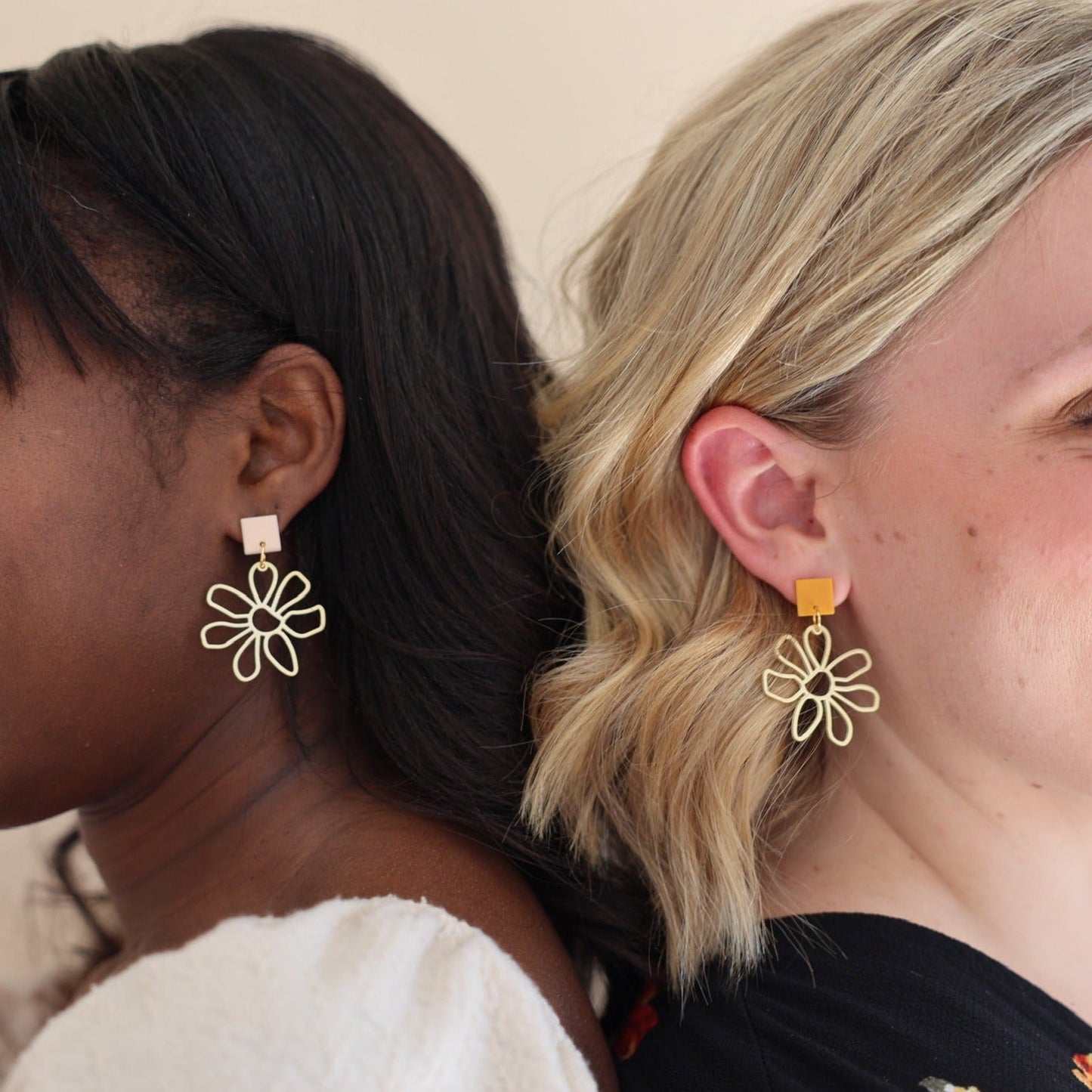 Daisy Statement Earrings - Peach - Shop LINNY CO