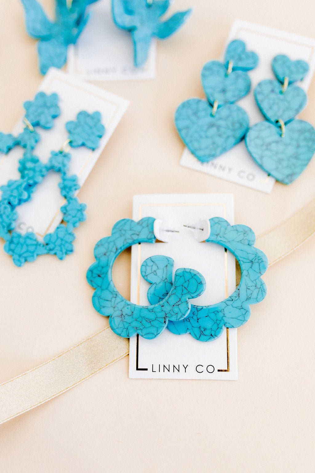 Margo Scallop Hoop Earrings - Turquoise - Shop LINNY CO