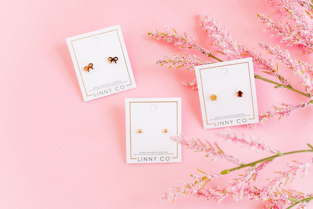 Screwback Stud Earrings - Vera Round 8mm - Shop LINNY CO