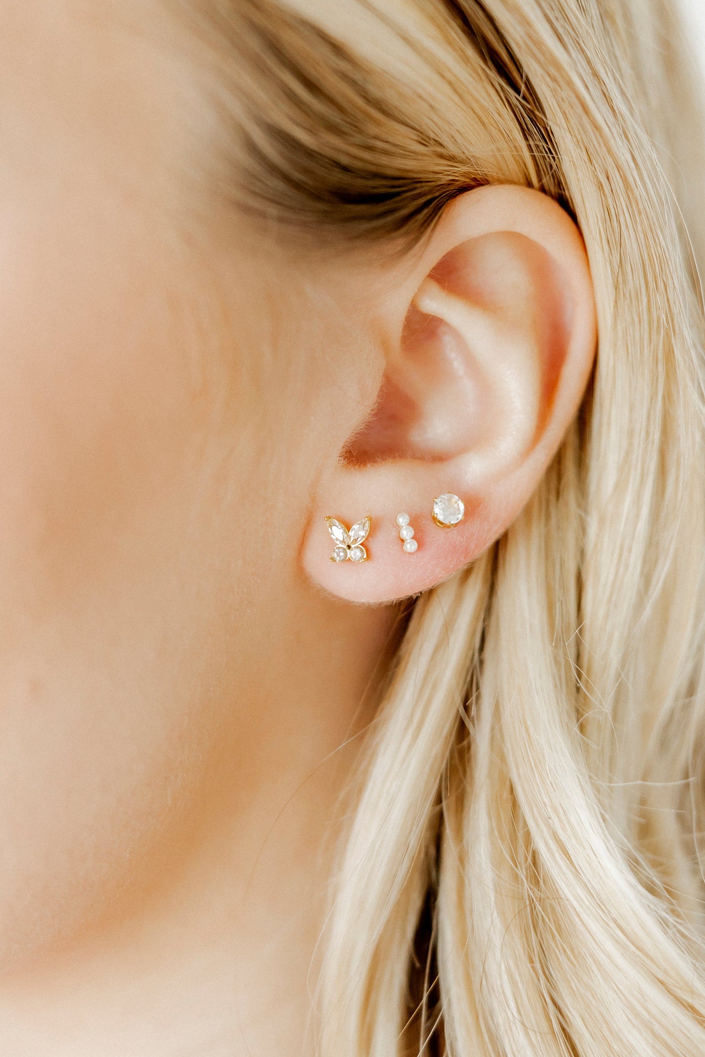 Screwback Stud Earrings - Janie Pearl