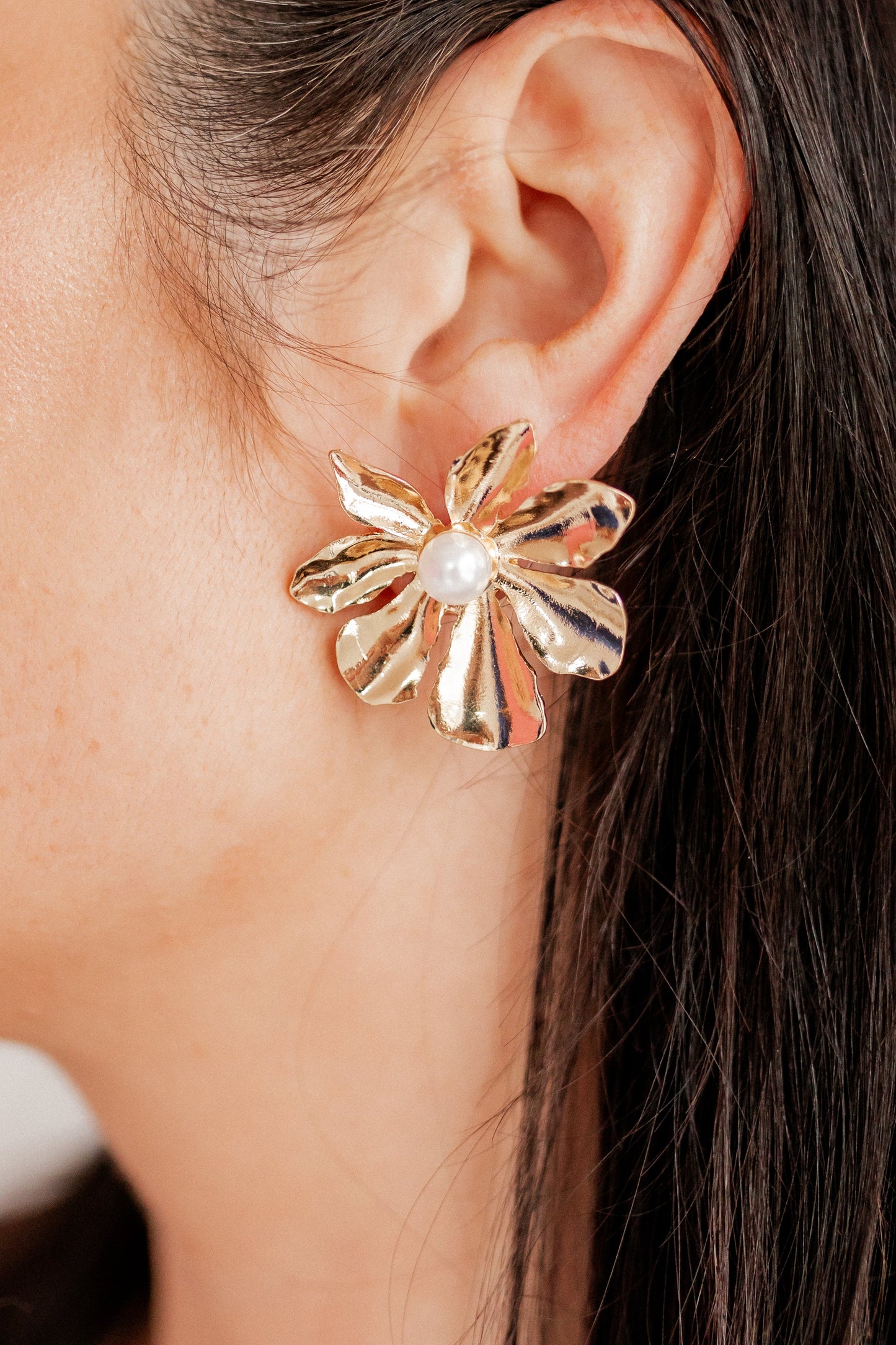 Ainsley Gold Flower Earrings