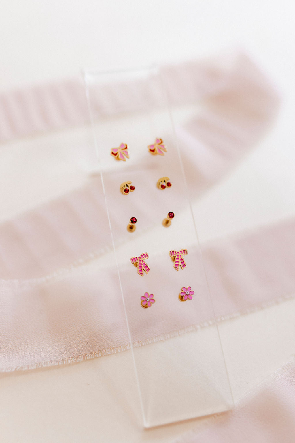 Screwback Stud Earrings - Conley Pink Bow