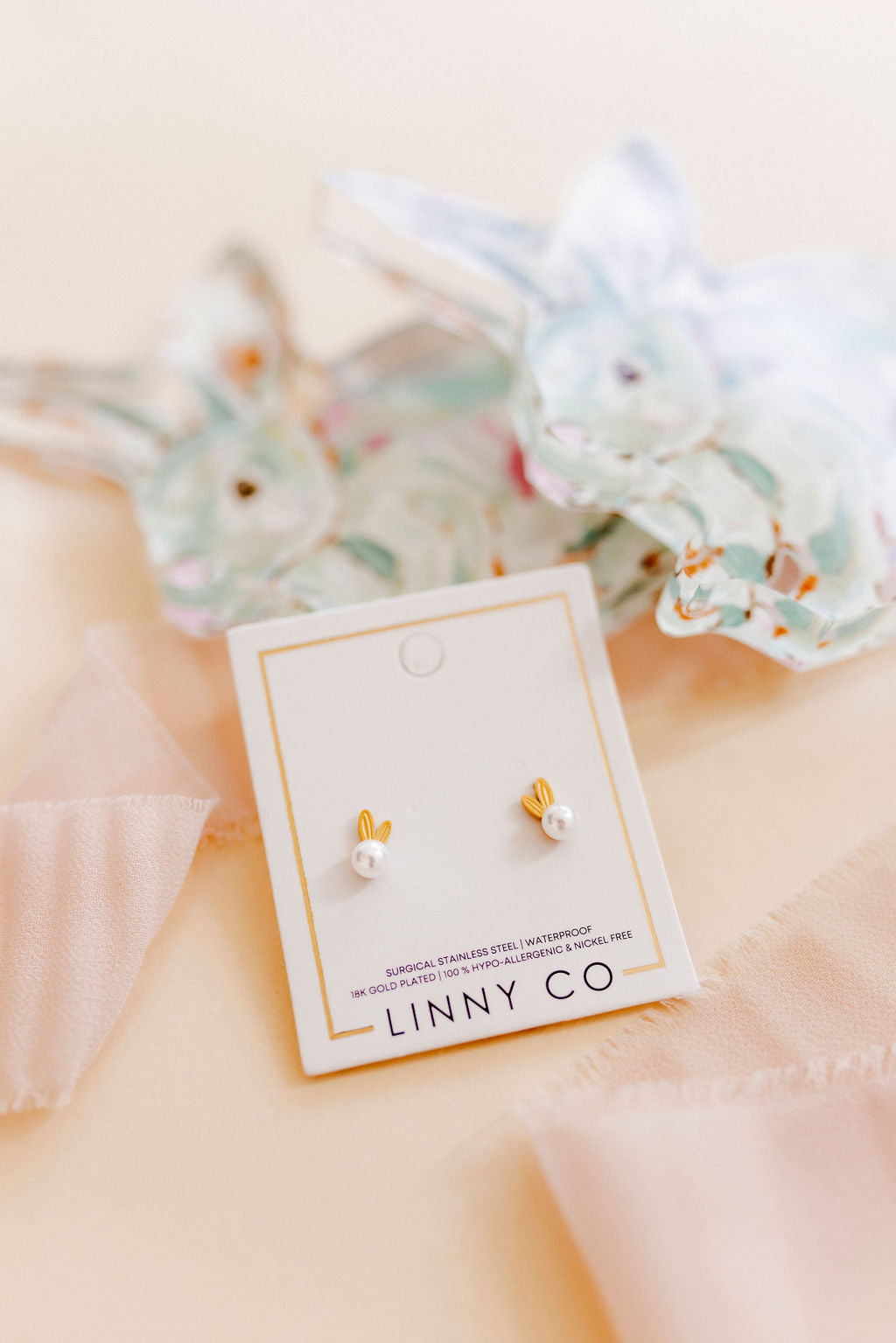 Screwback Stud Earrings - Heidi Pearl Bunny